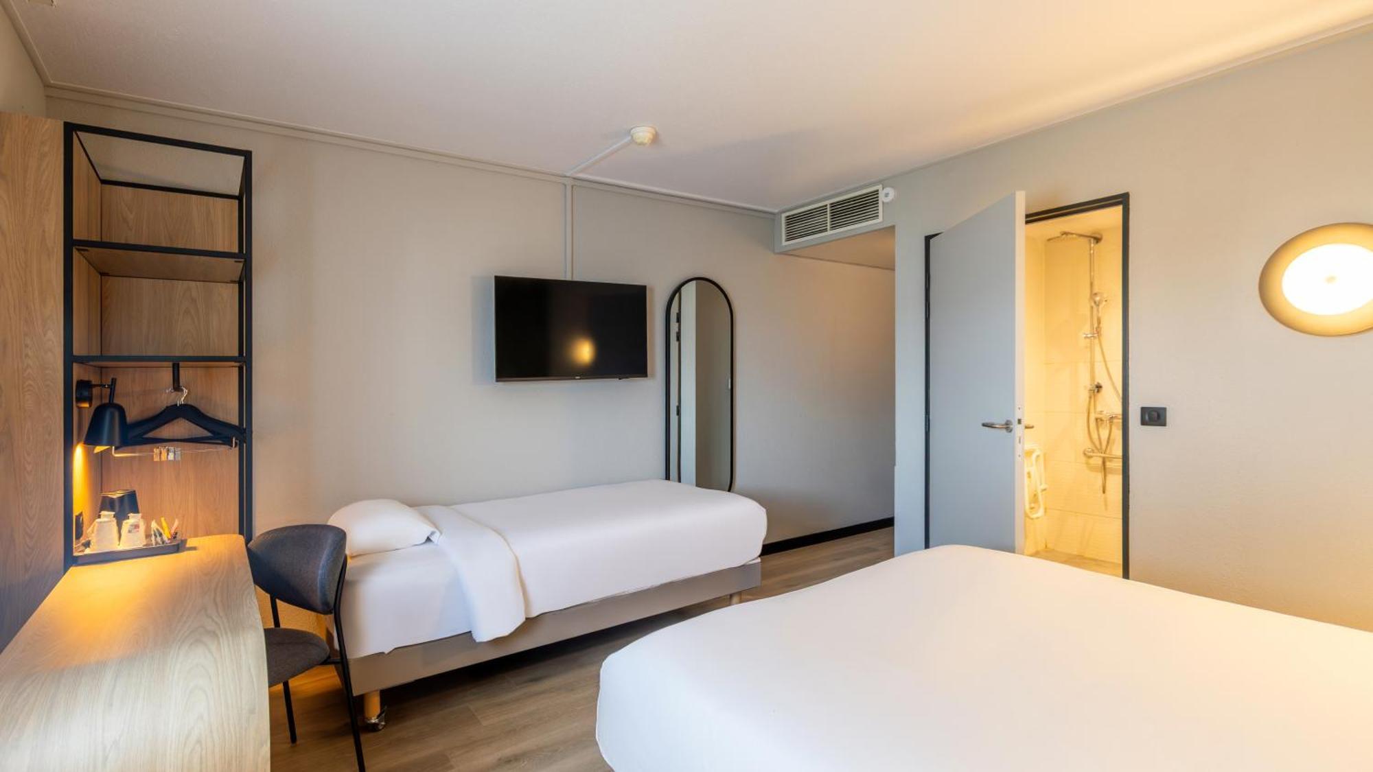One Double Bed One Single Bed Room Next Generation