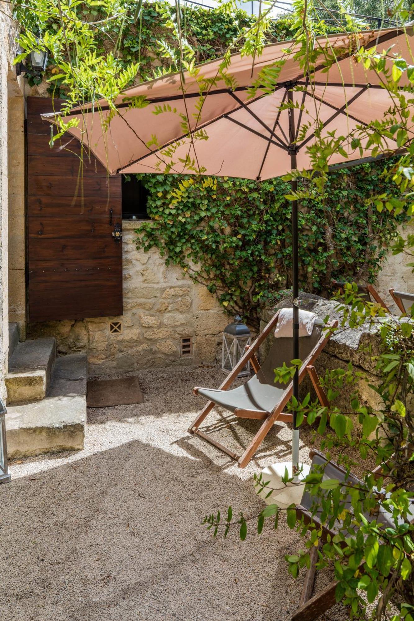 Standard Double or Twin Room Garden View