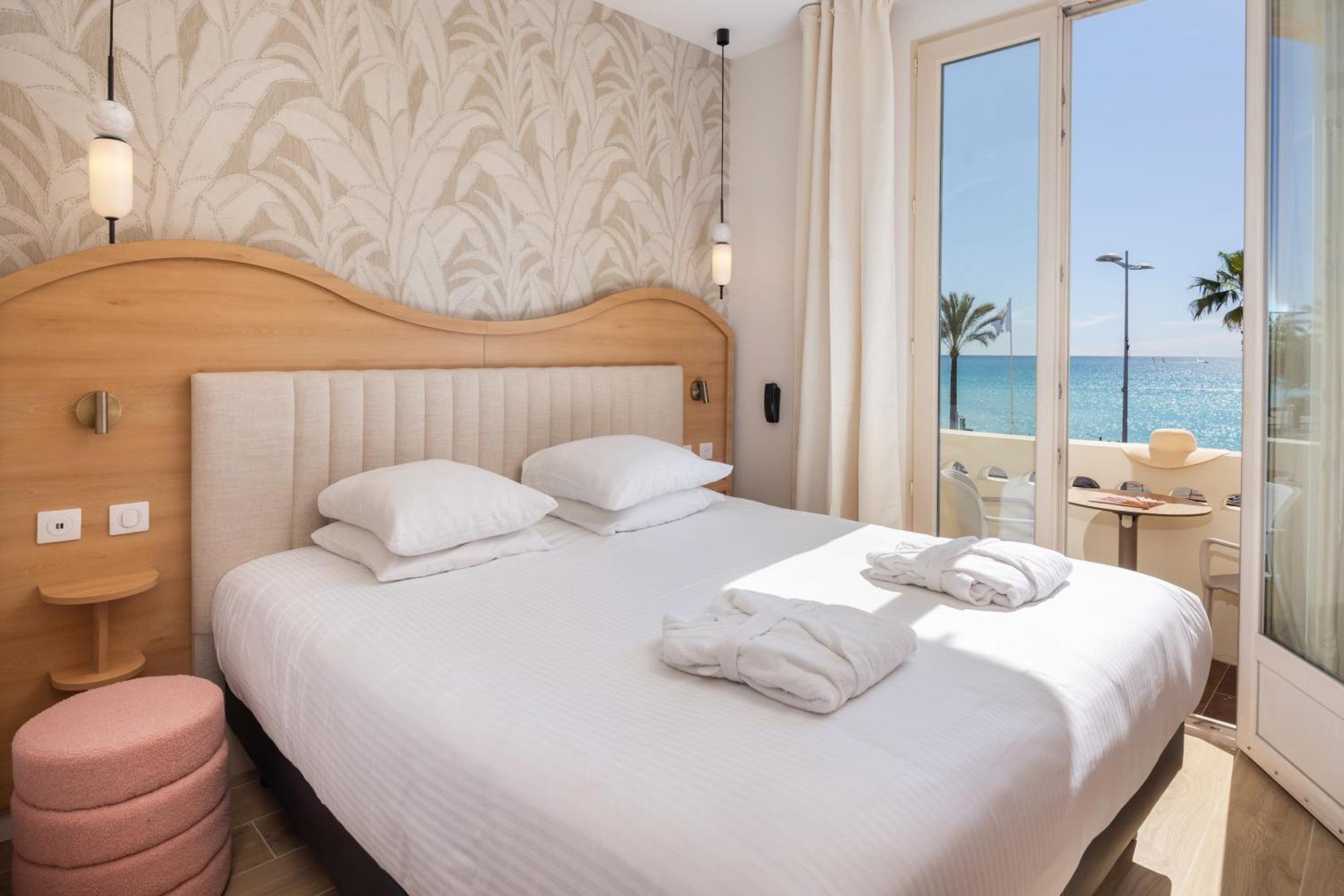 Deluxe Double Room Sea View
