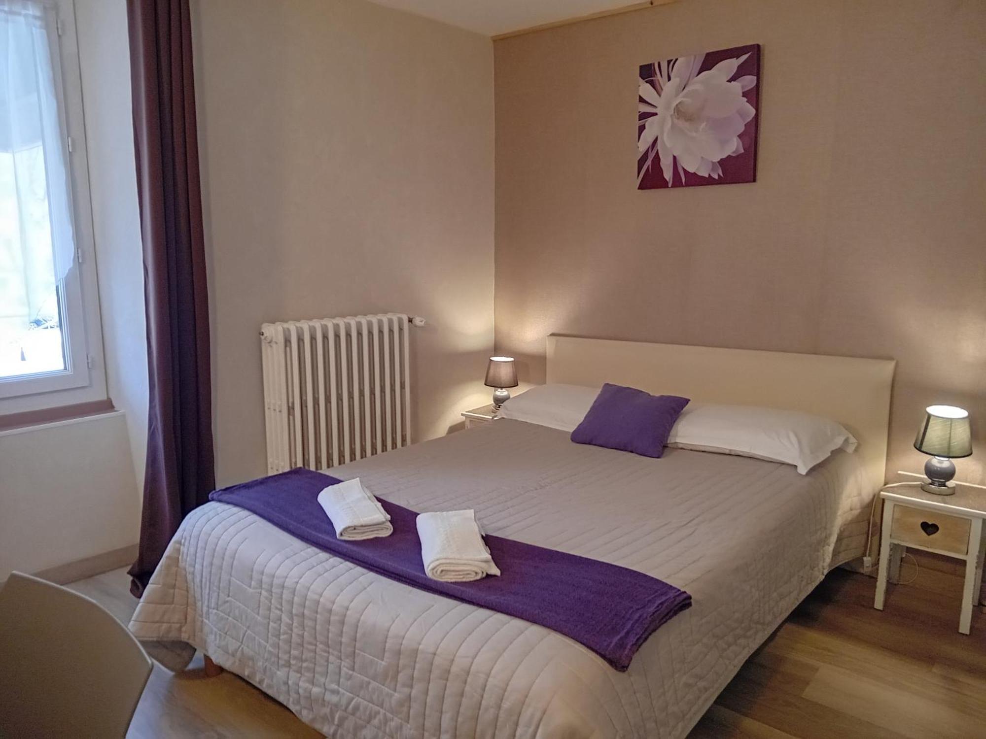 Double Room,1765216554:JPEG