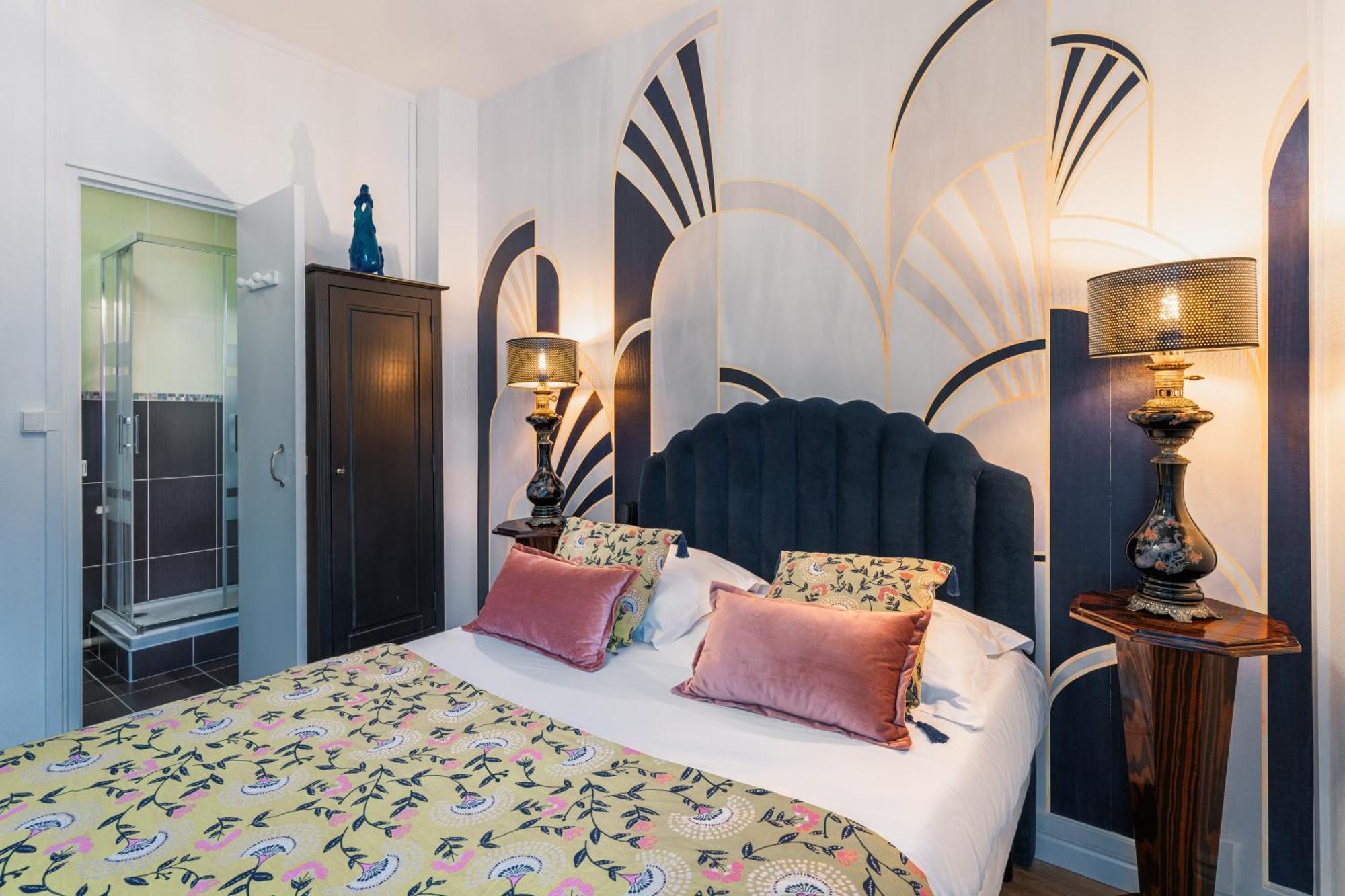 Superior Double Room Street View