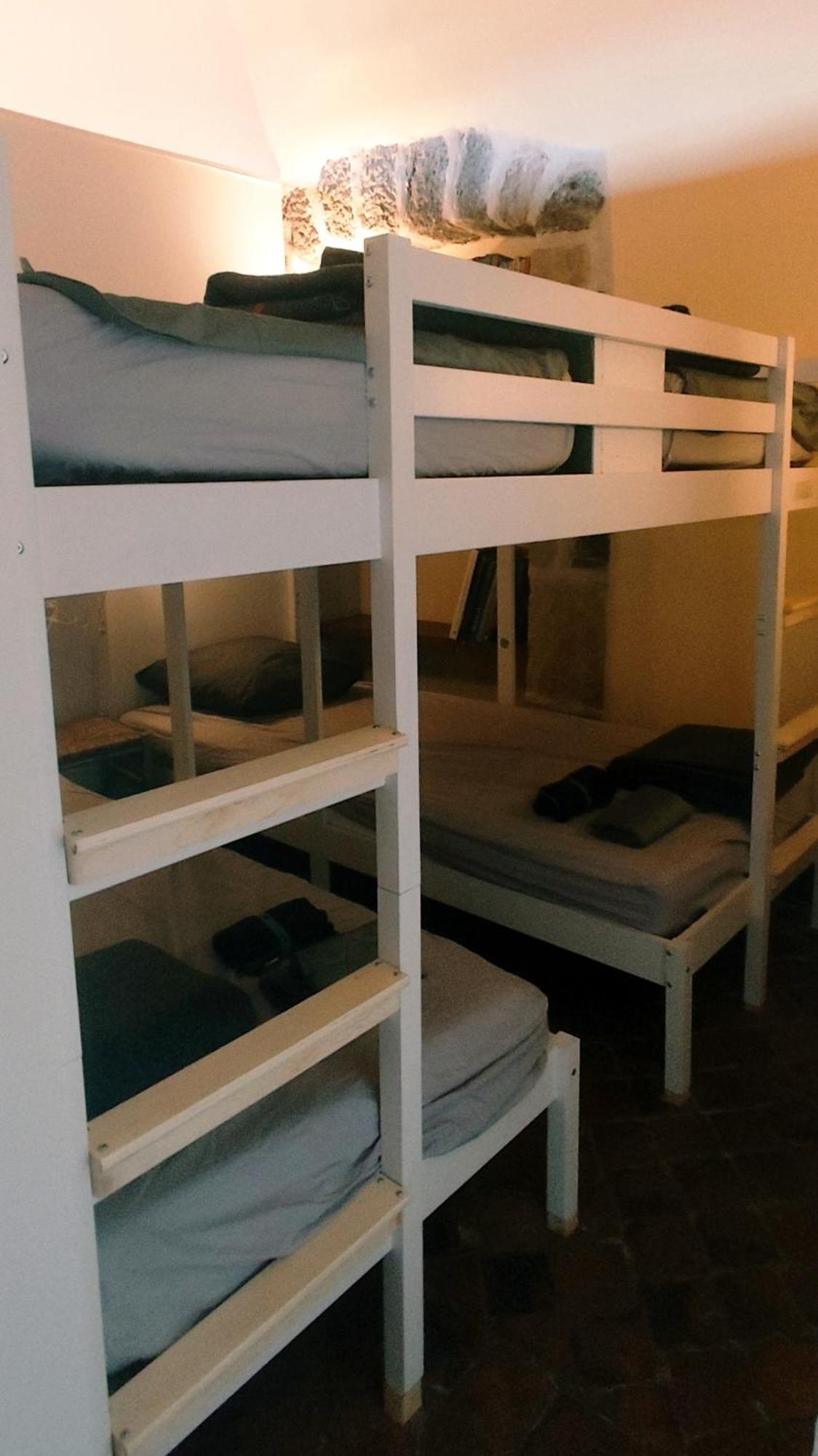 Single Bed 4-Bed Dormitory Room
