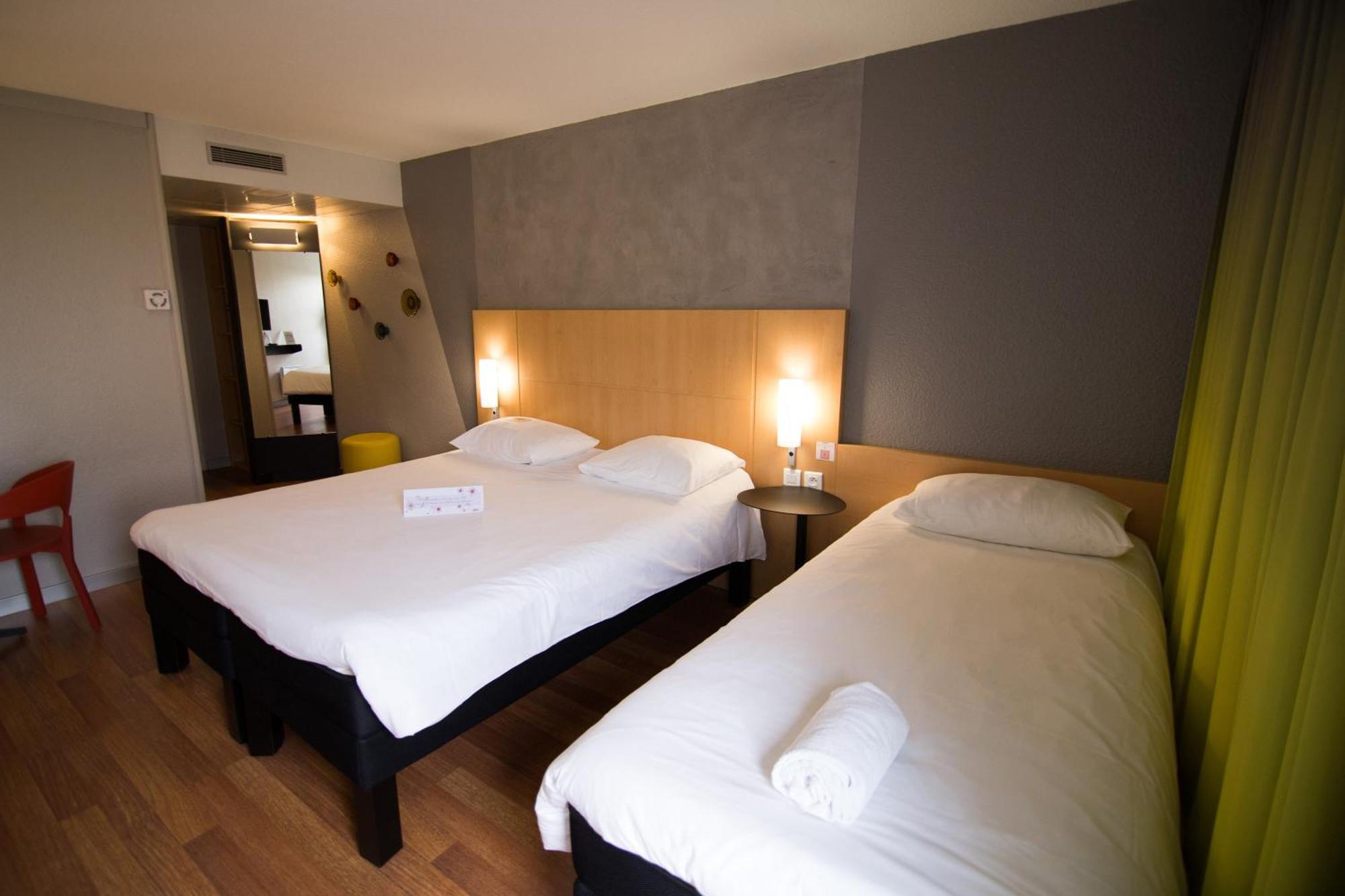Triple Room One Double Bed One Single Bed,1771820550:JPEG
