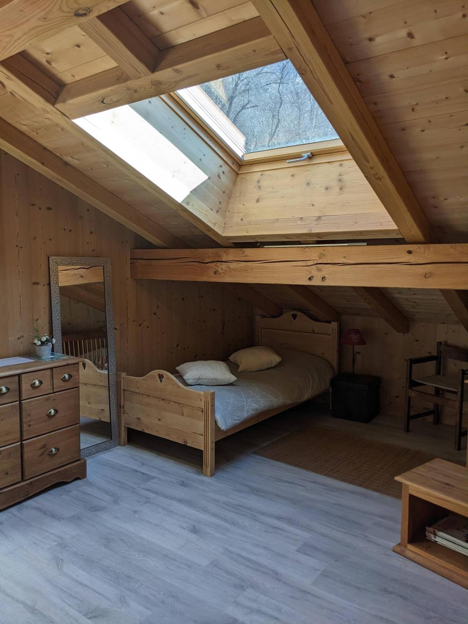 Basic Triple Room