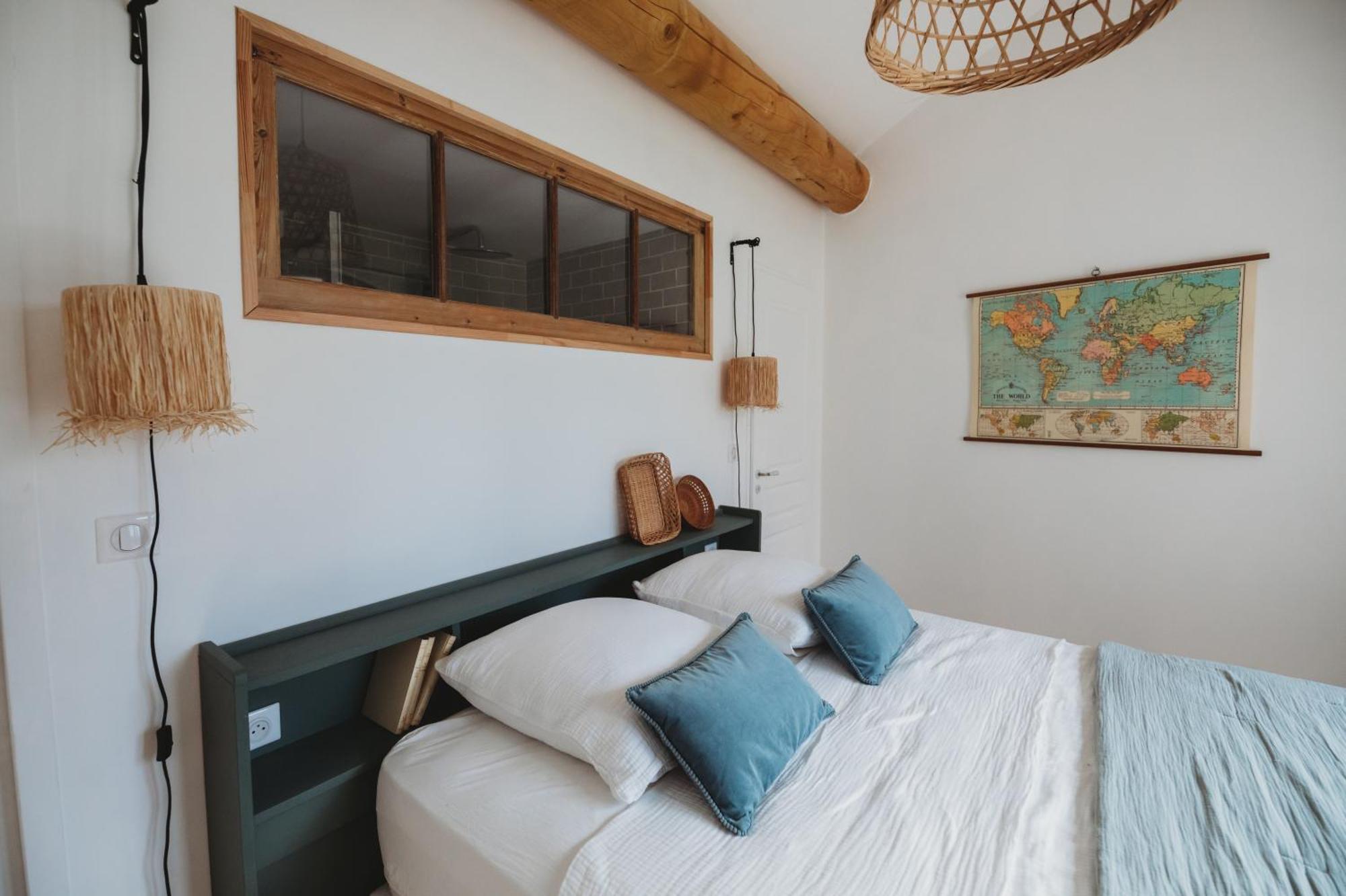 Chambre Double - Vue sur Piscine