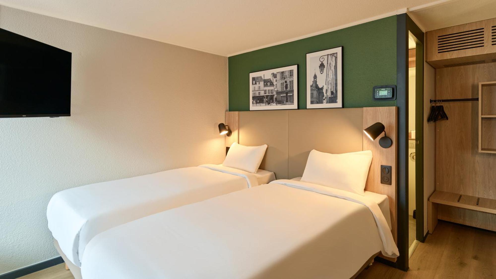 Standard Room 2 Single Beds