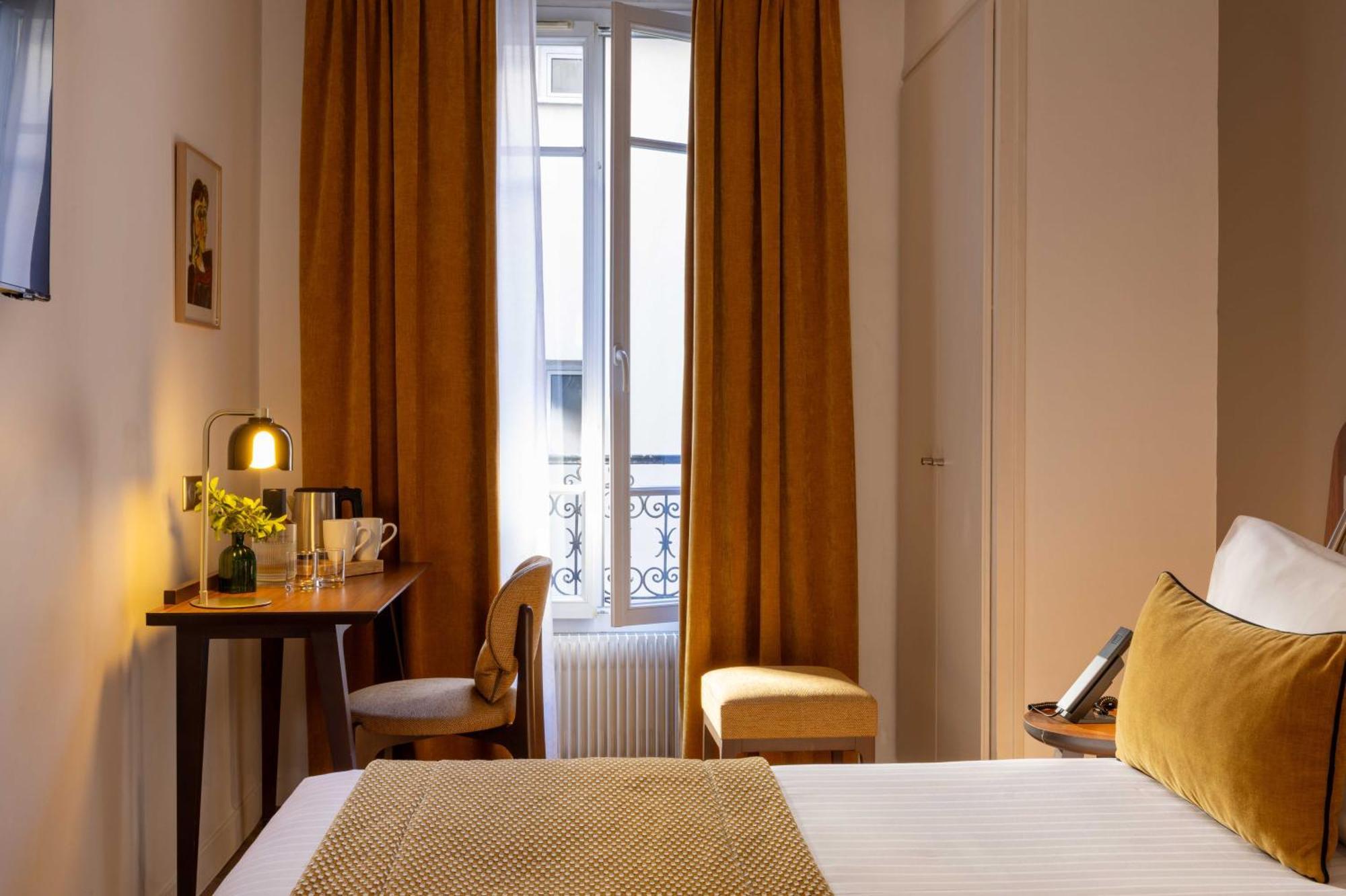 Cozy Double Room
