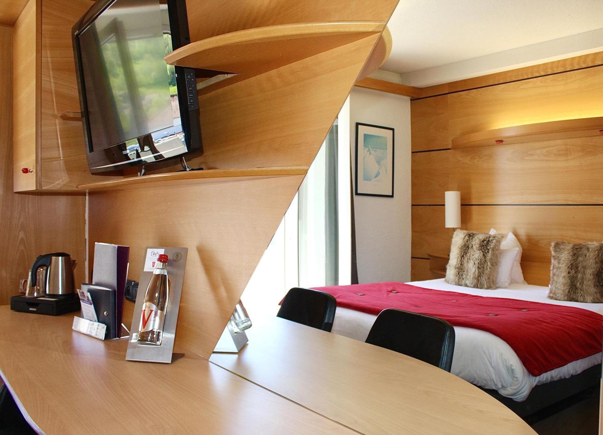 Classic Triple Room Double Bed