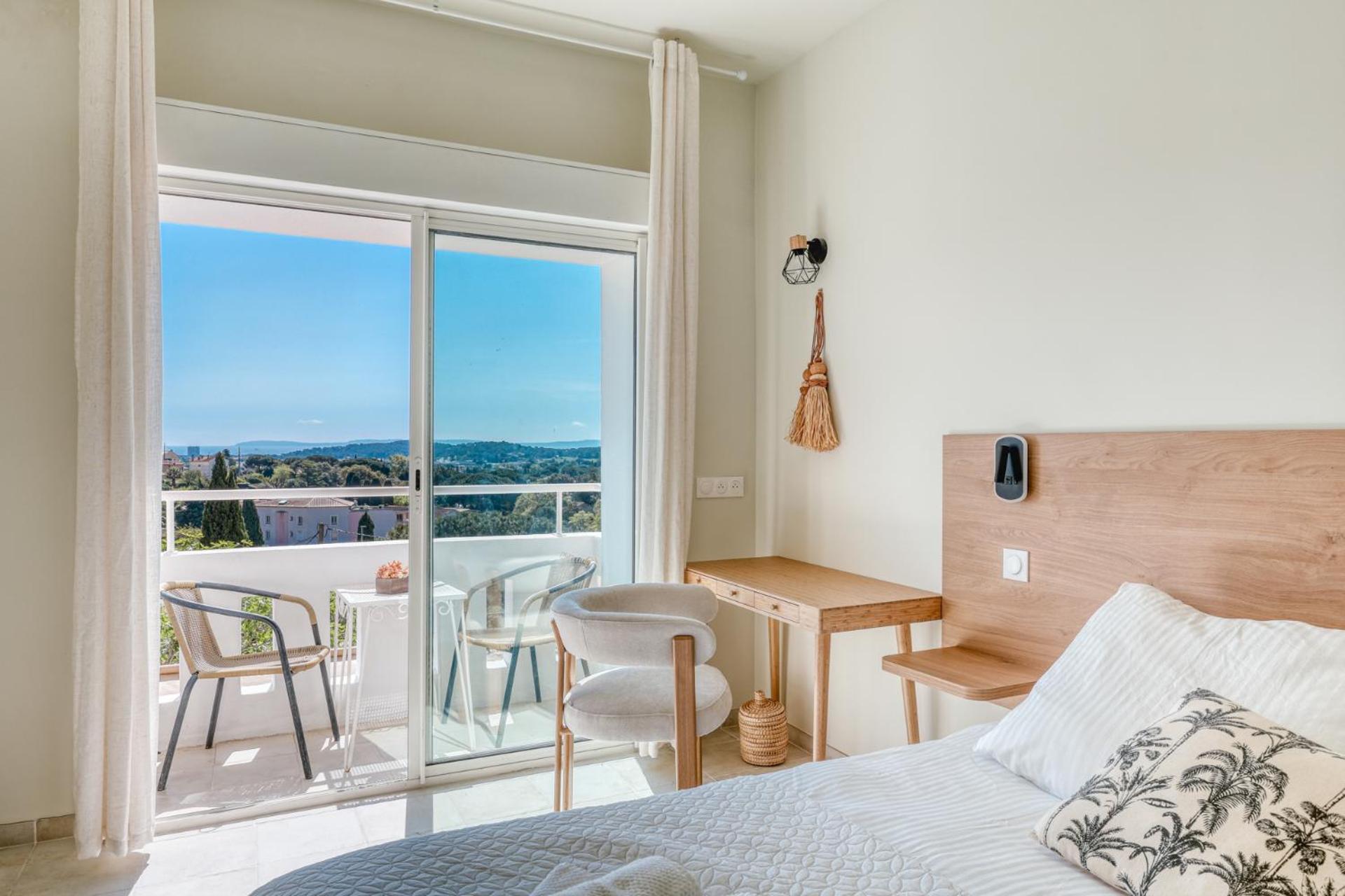 Deluxe Double Room Balcony Sea View