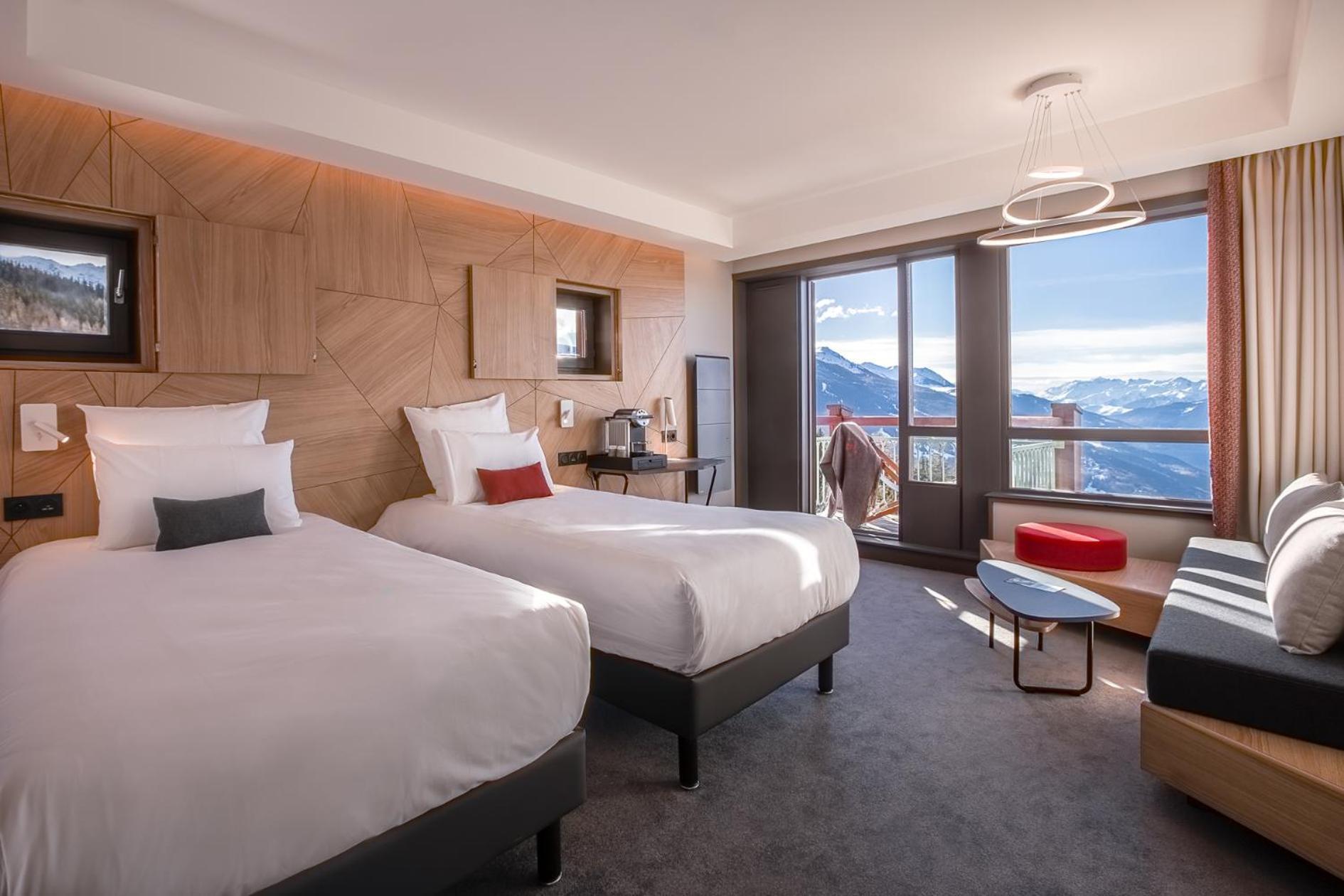 Superior Double Room balcony Valley side