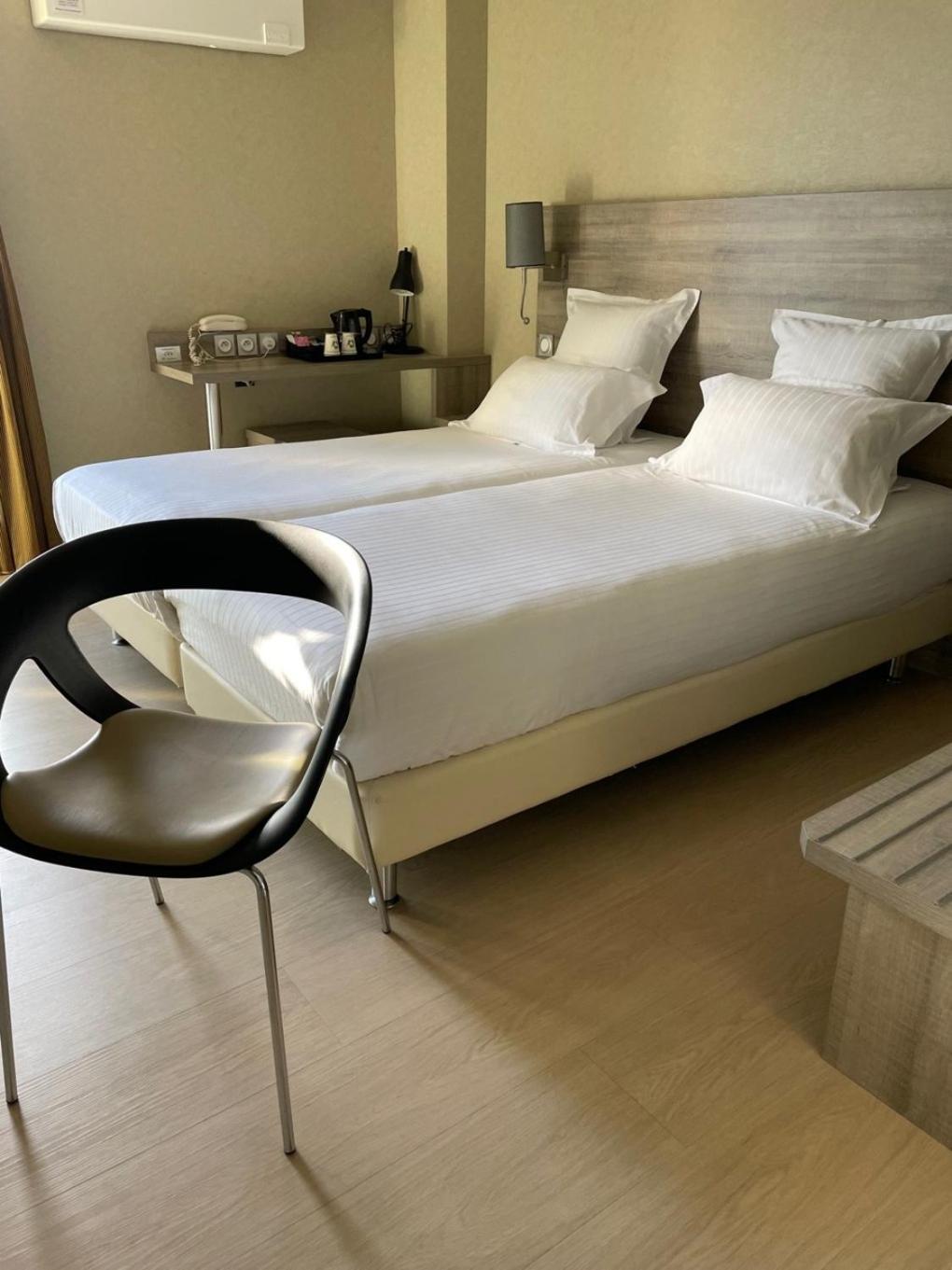 2 Single Beds Superior Room