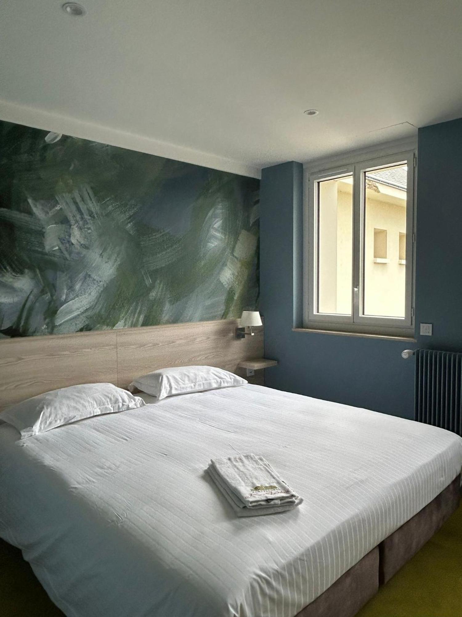 Superior Queen Room