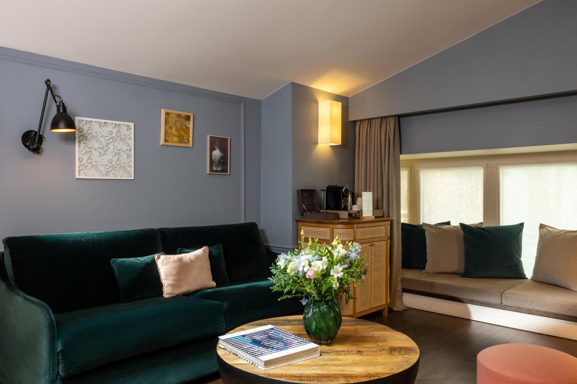 Deluxe Suite,1769956569:JPEG