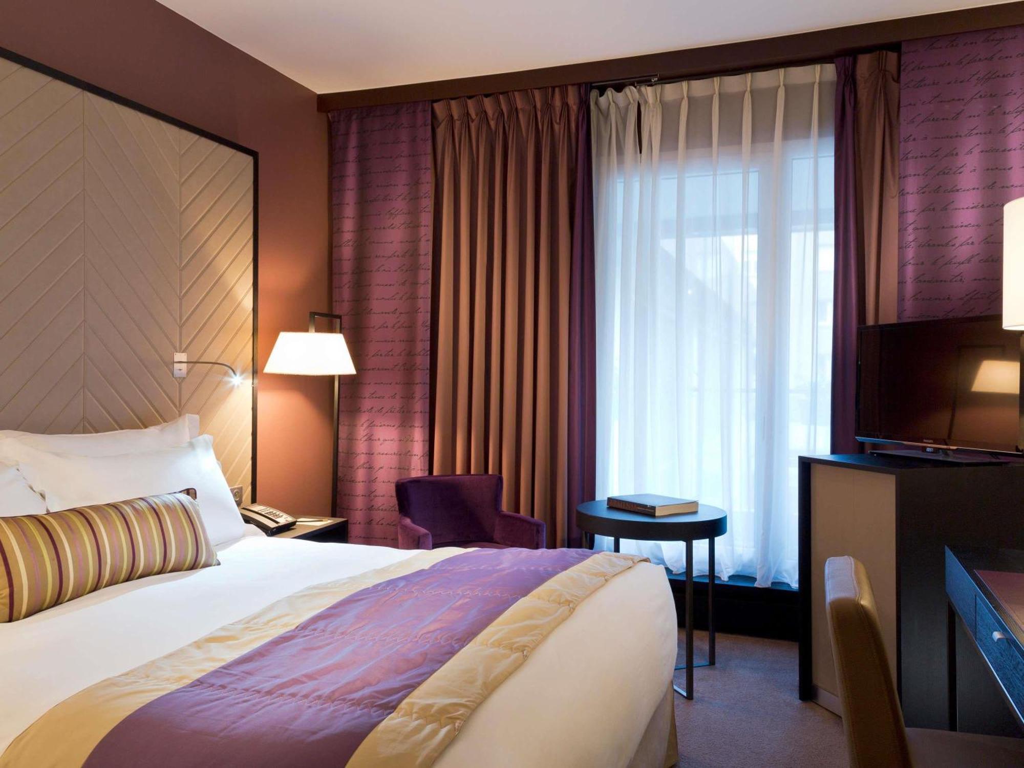 Superior King or Twin Room Garden View