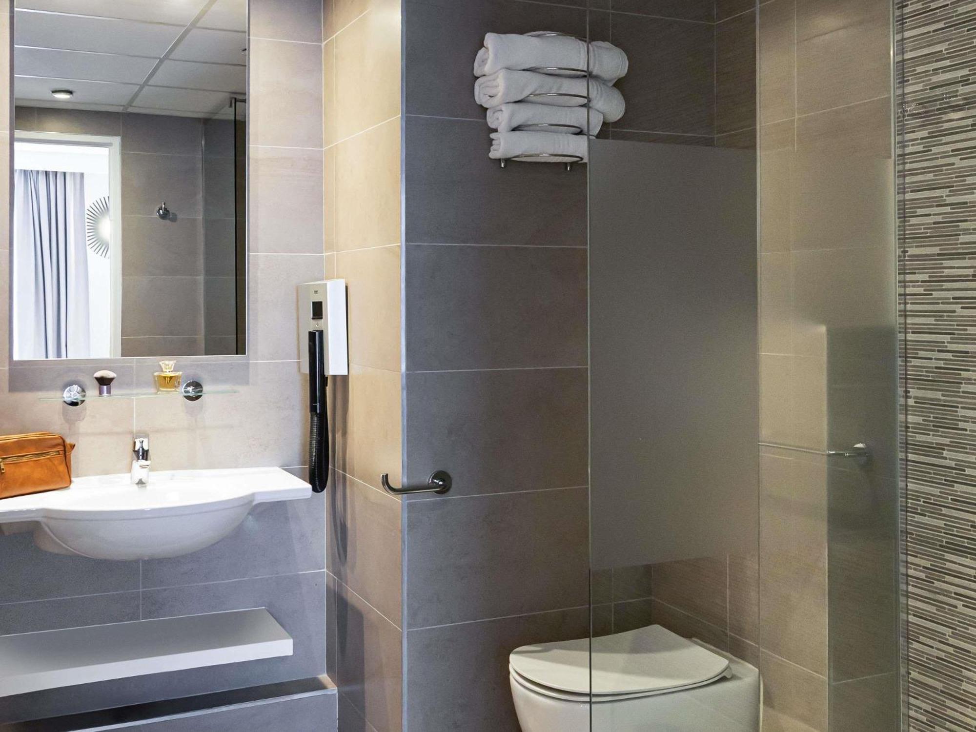 Standard Single Room,1765803298:JPEG