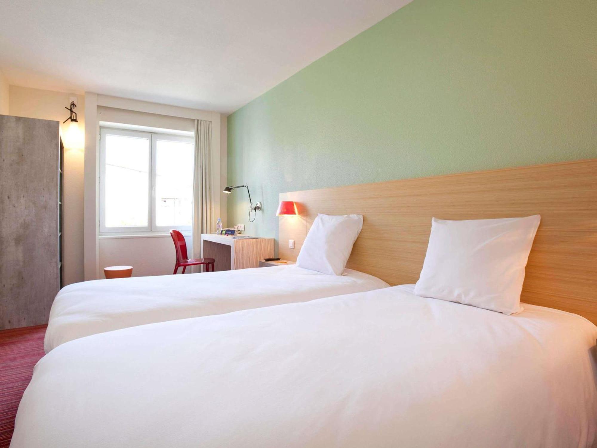 Standard Two Single Bed