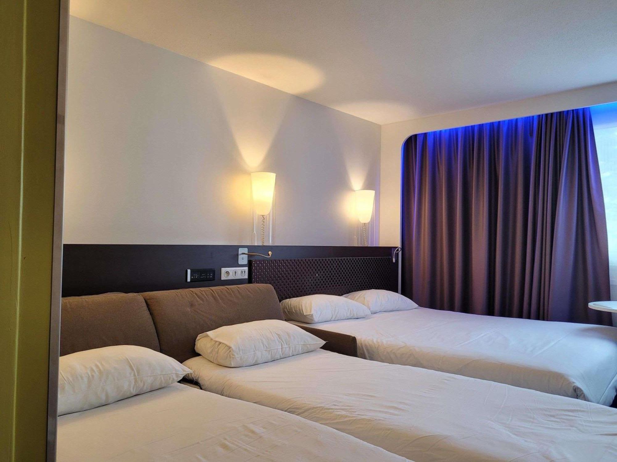 Standard Family Room One Double Bed Sofa Bed