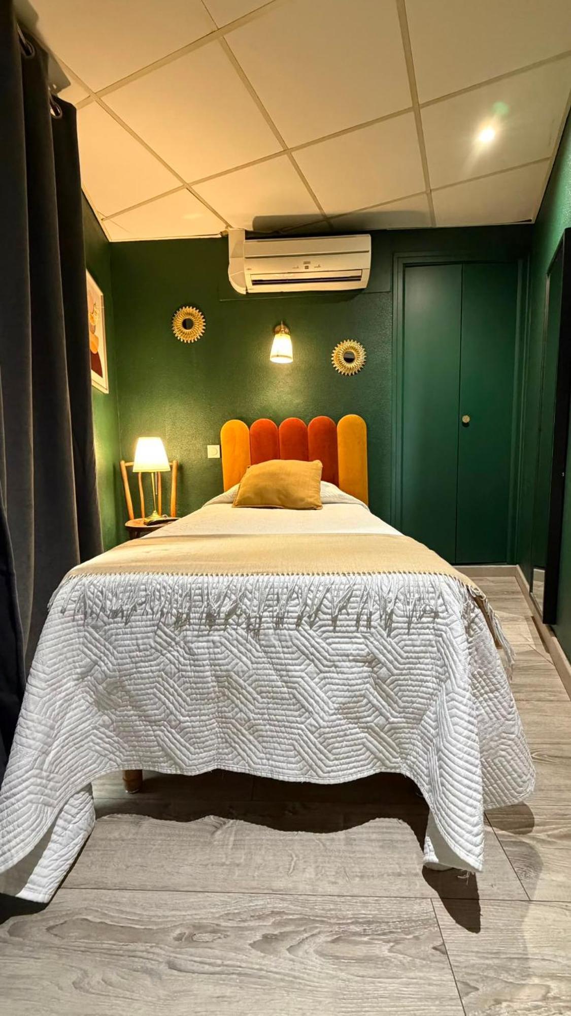 Single Room