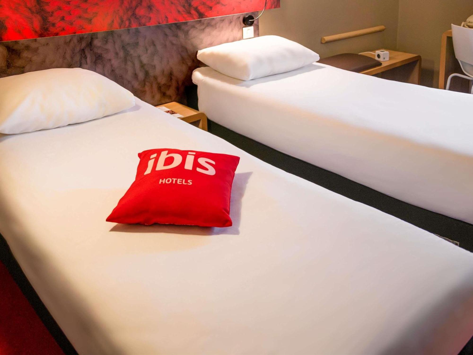 Standard Twin Room 2 single beds