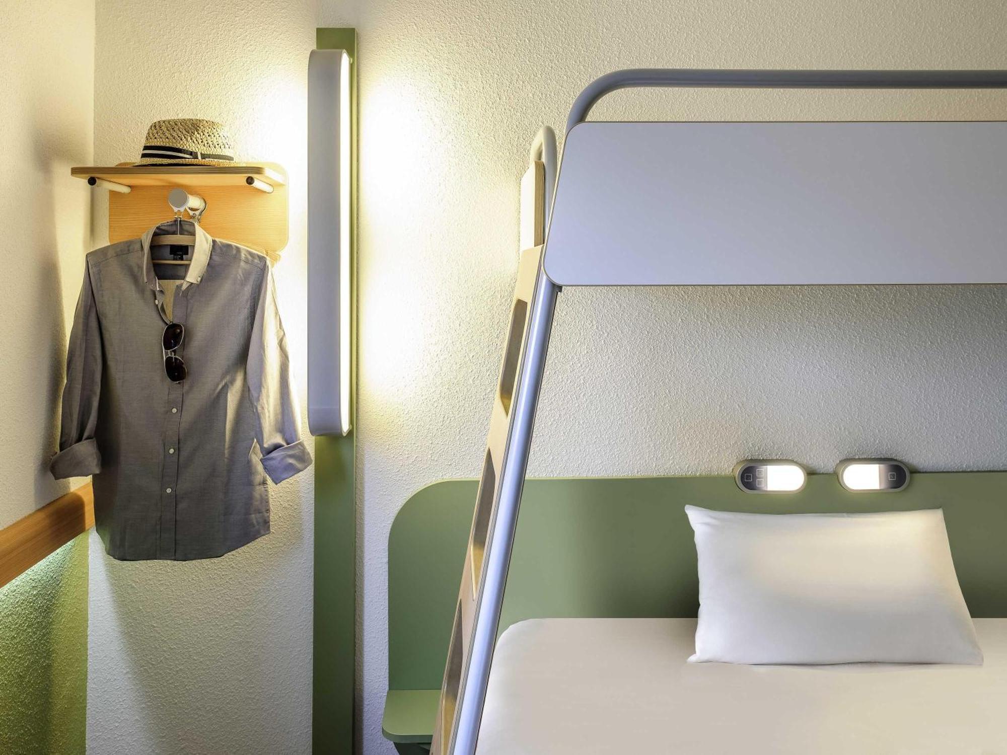 Triple Room One Double Bed One Bunk Bed