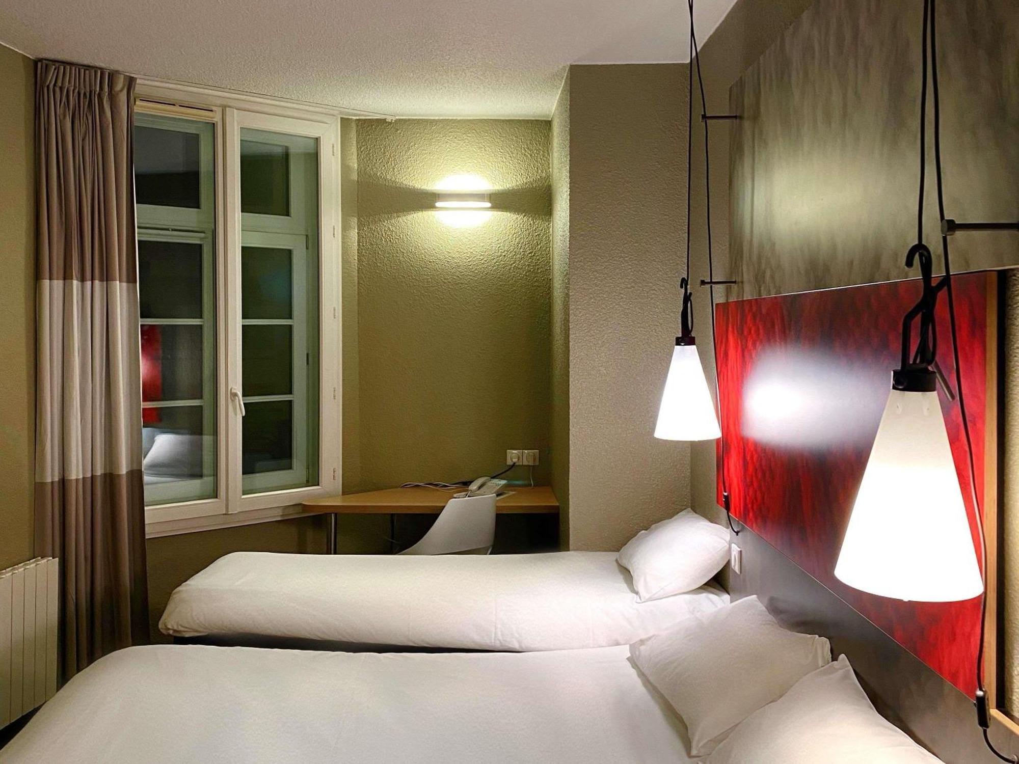 Standard Double Room One Single Bed