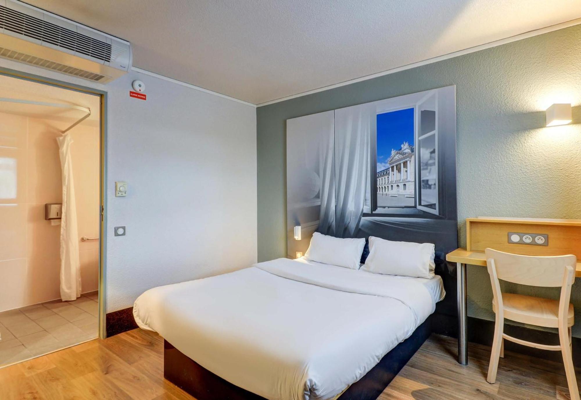Chambre Double - Accessible aux Personnes à Mobilité Réduite