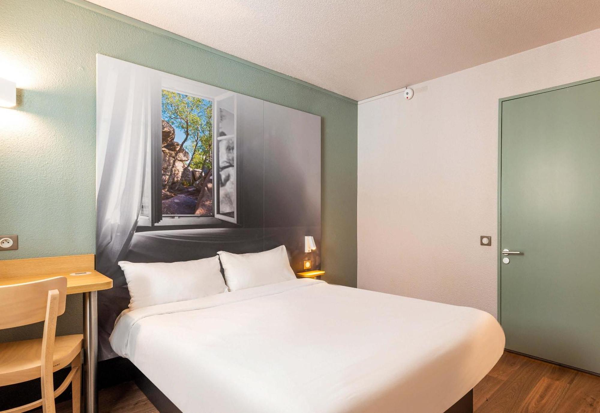 Double Room,1771880404:JPEG