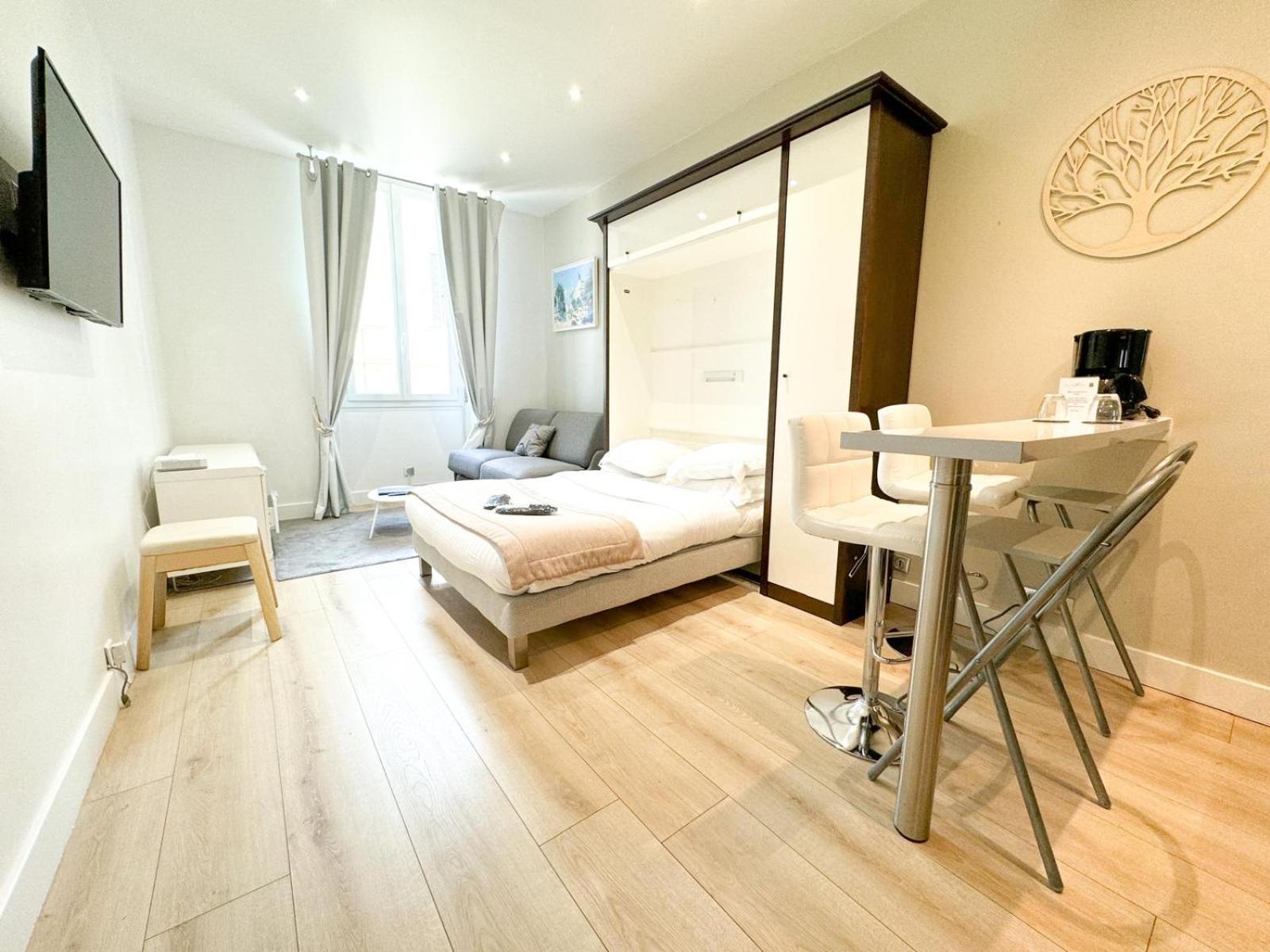 Studio La Fontaine – 100 m vom Hotel entfernt