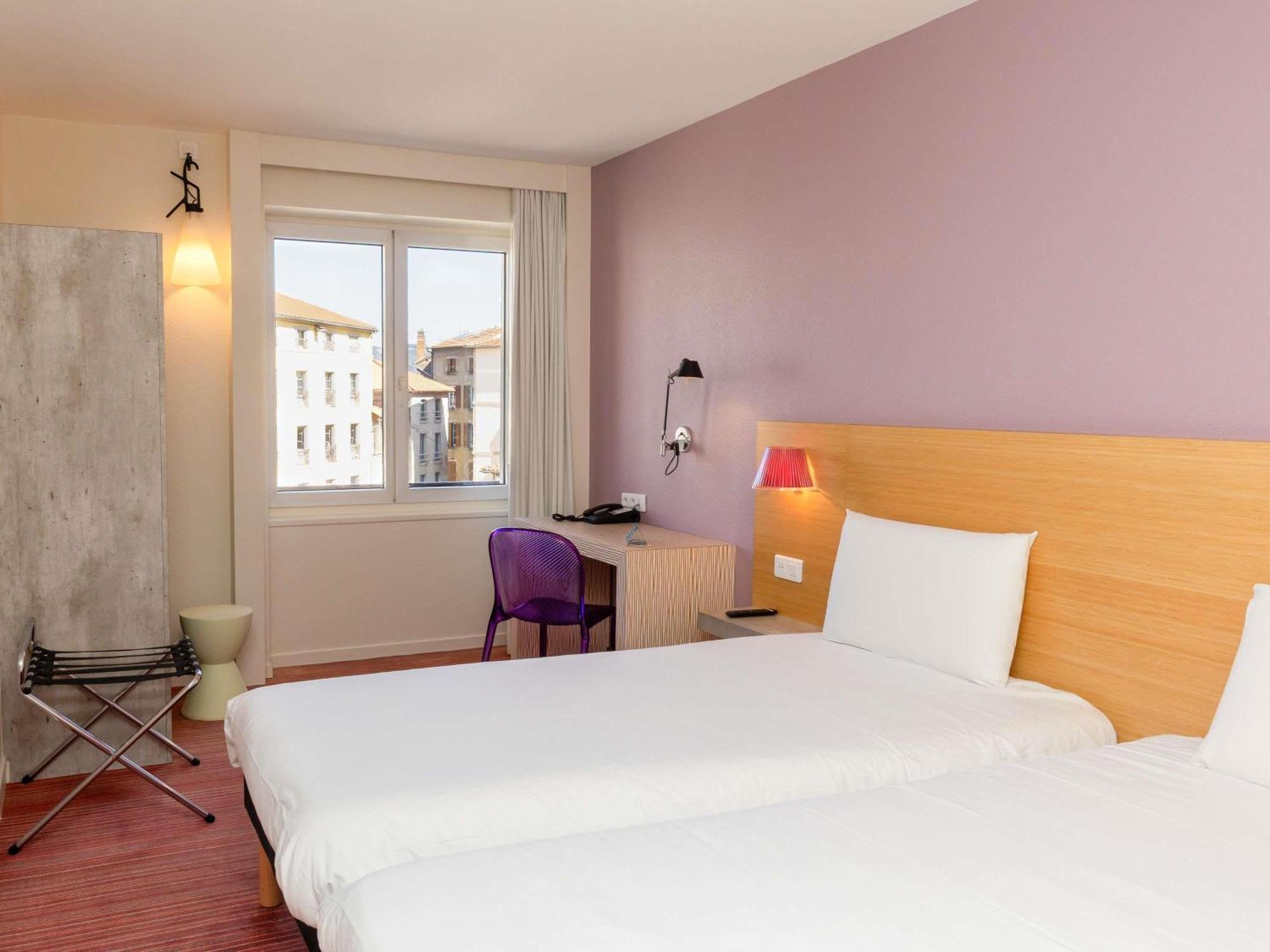 Standard Two Single Bed
