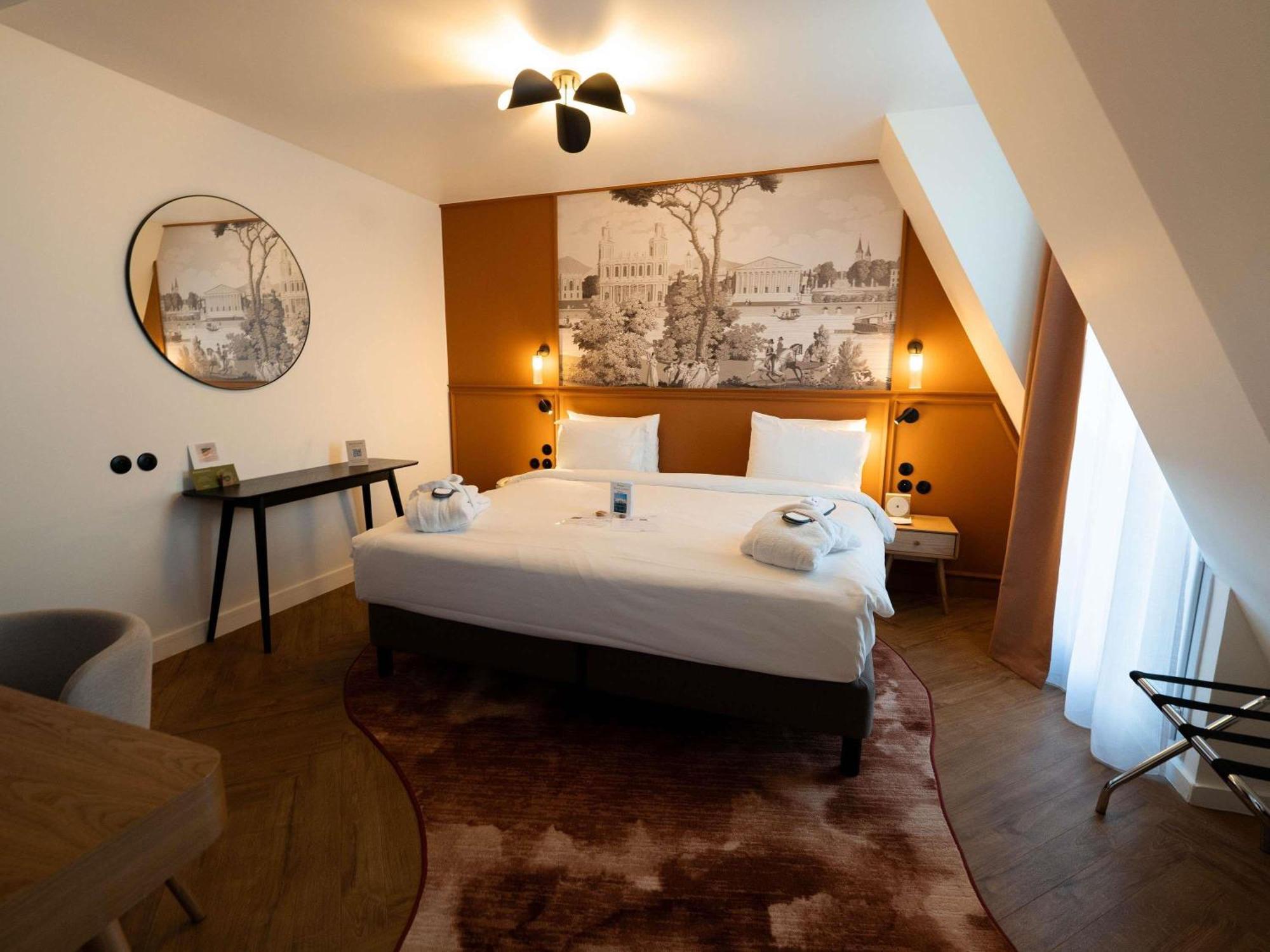 Privilege King Room