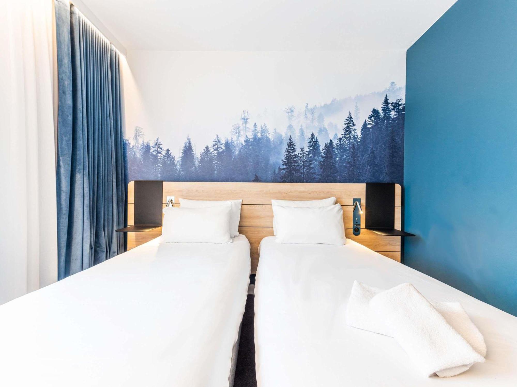 Classic Twin Room