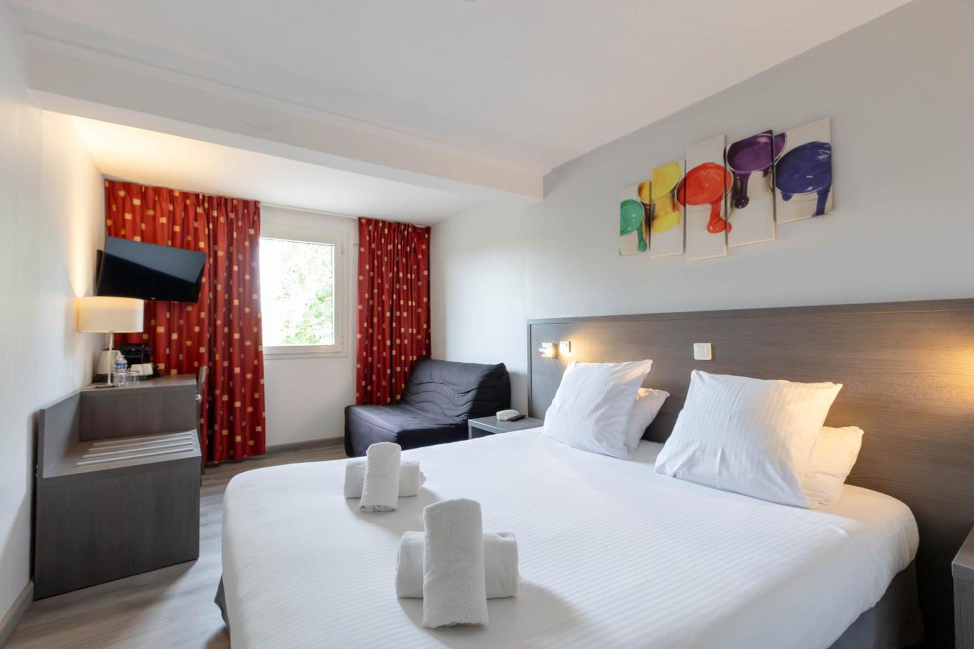 CHAMBRE SUPERIEURE VUE VIGNES 1 A 4 PAX