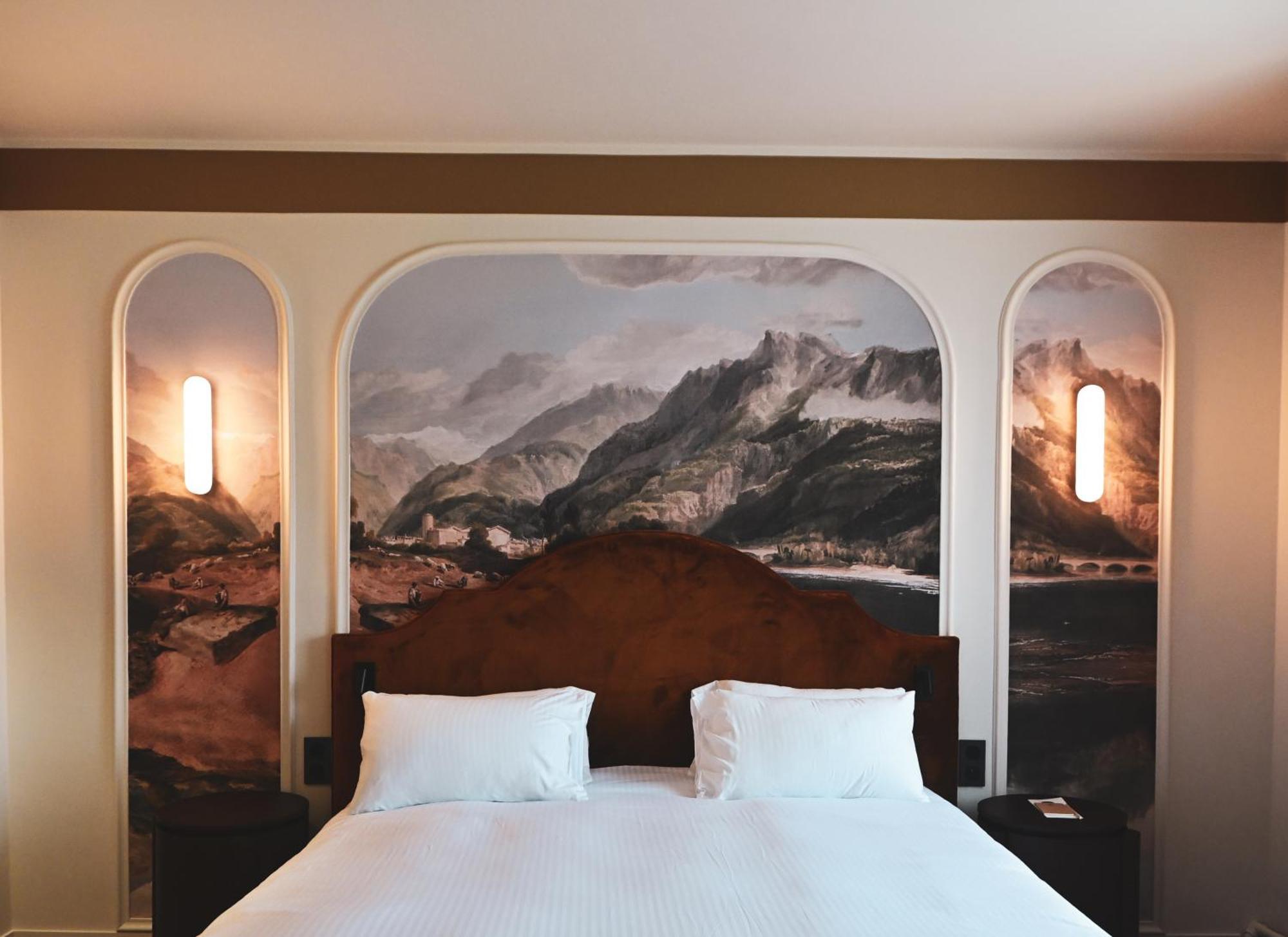 Deluxe Junior Suite