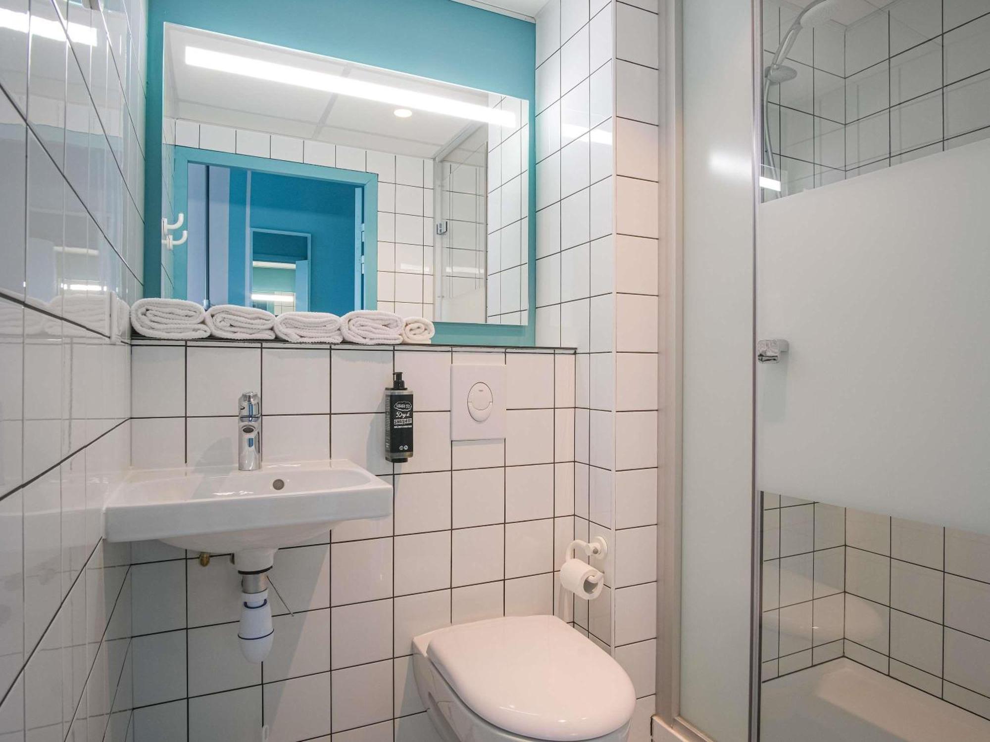 Chambre Standard pour Personnes à Mobilité Réduite avec 1 Lit Double et 1 Lit Simple