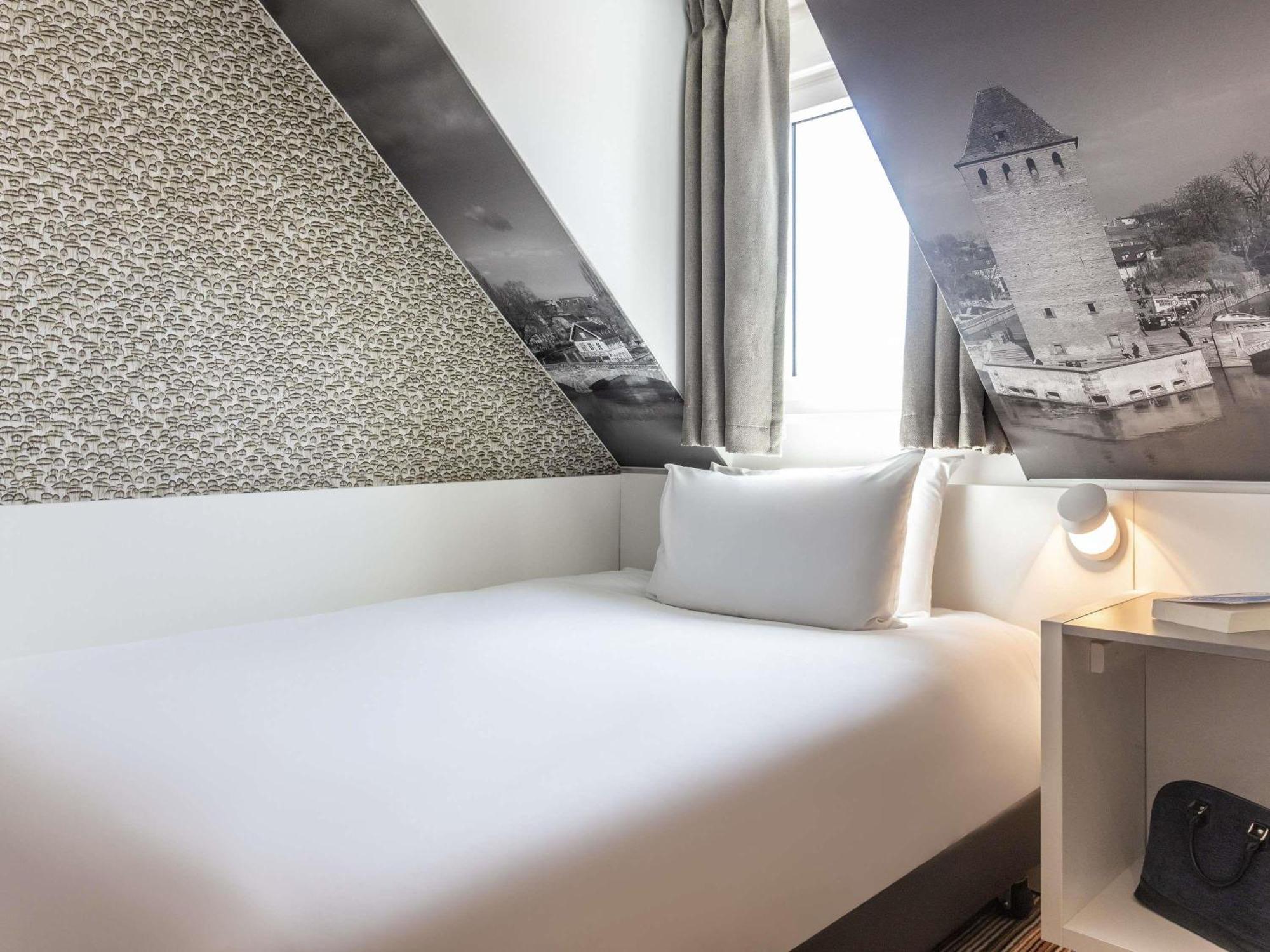 Classic Single Room