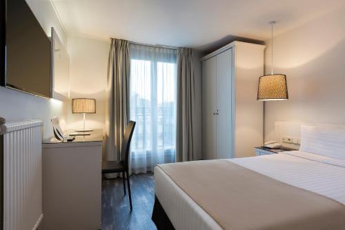 Single Room,1774422753:JPEG
