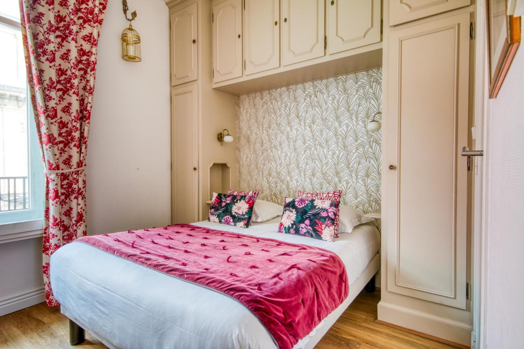 Superior Double Room Street View