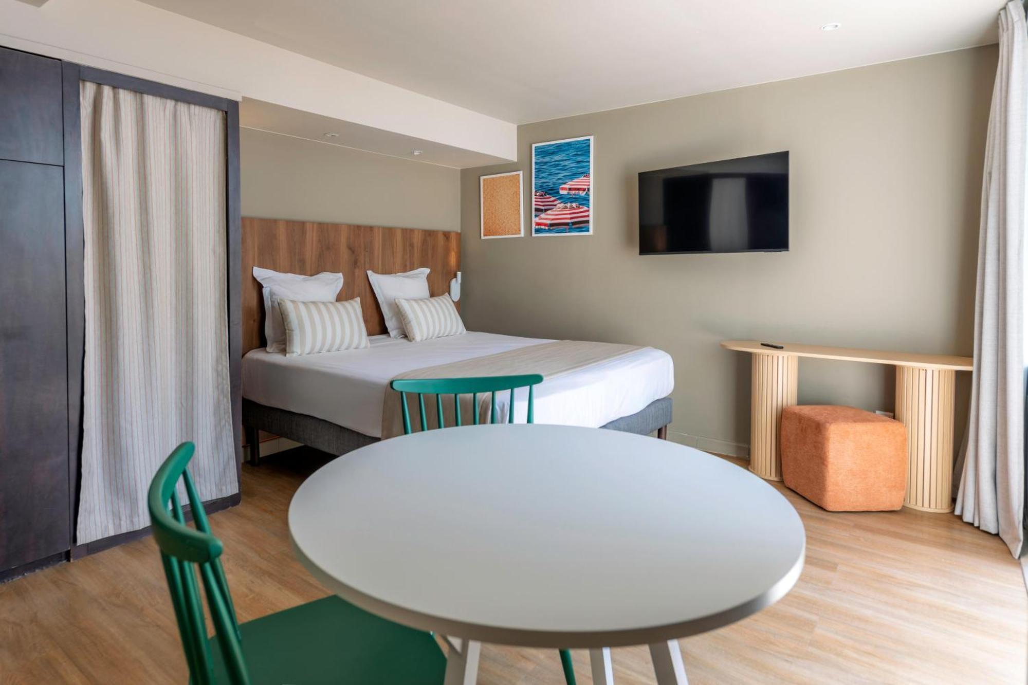 Two-Bedroom Apartment Terrace