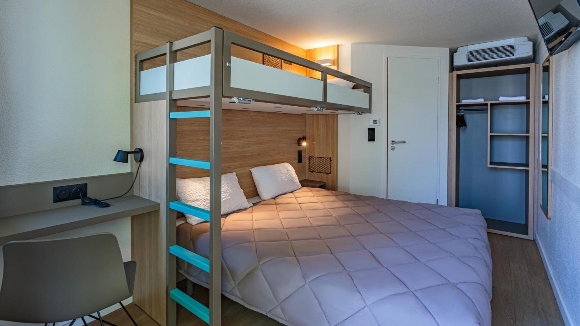Standard Queen Room One Bunk Bed