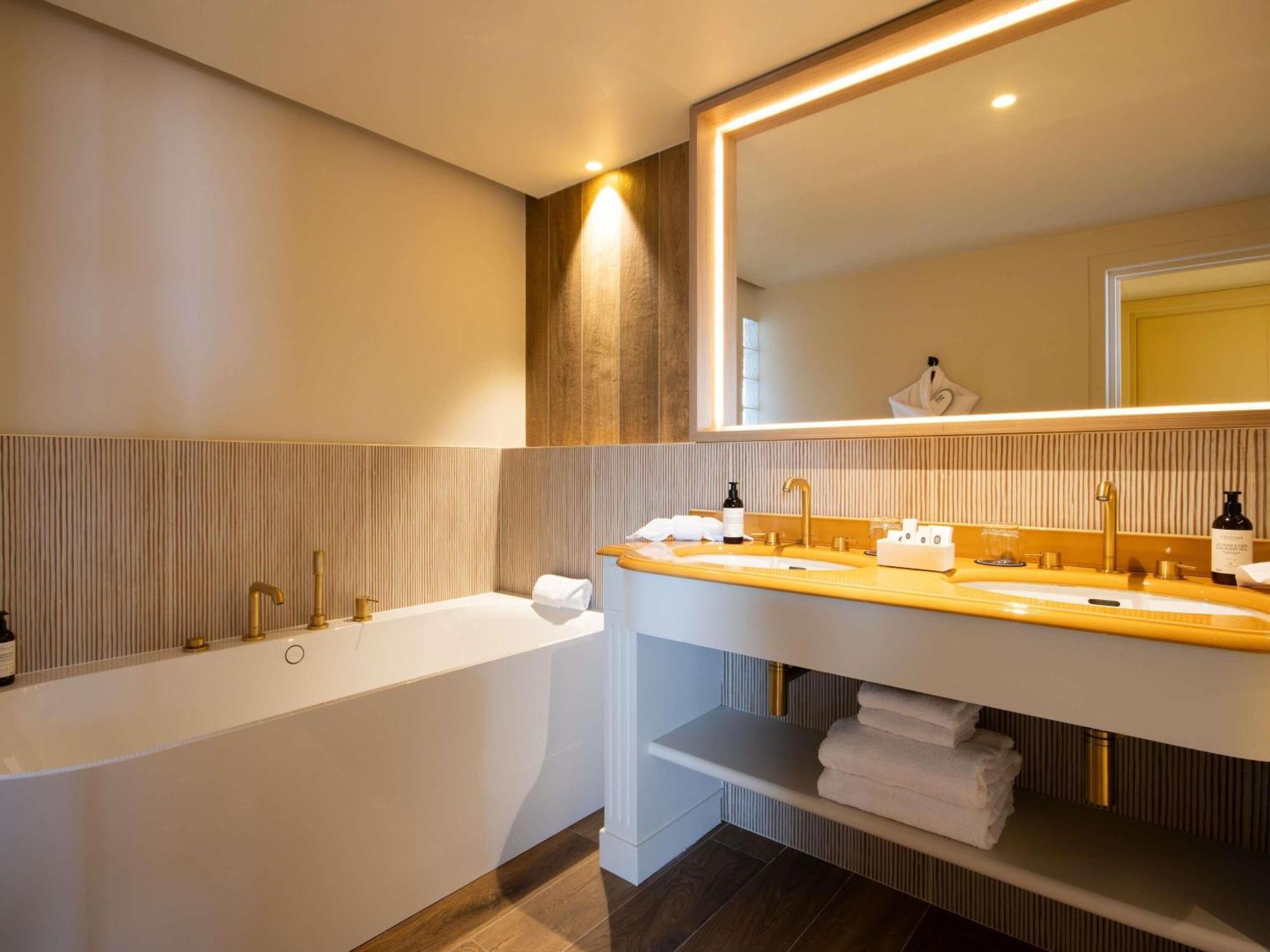 Terrace Suite King Bed Panoramic View