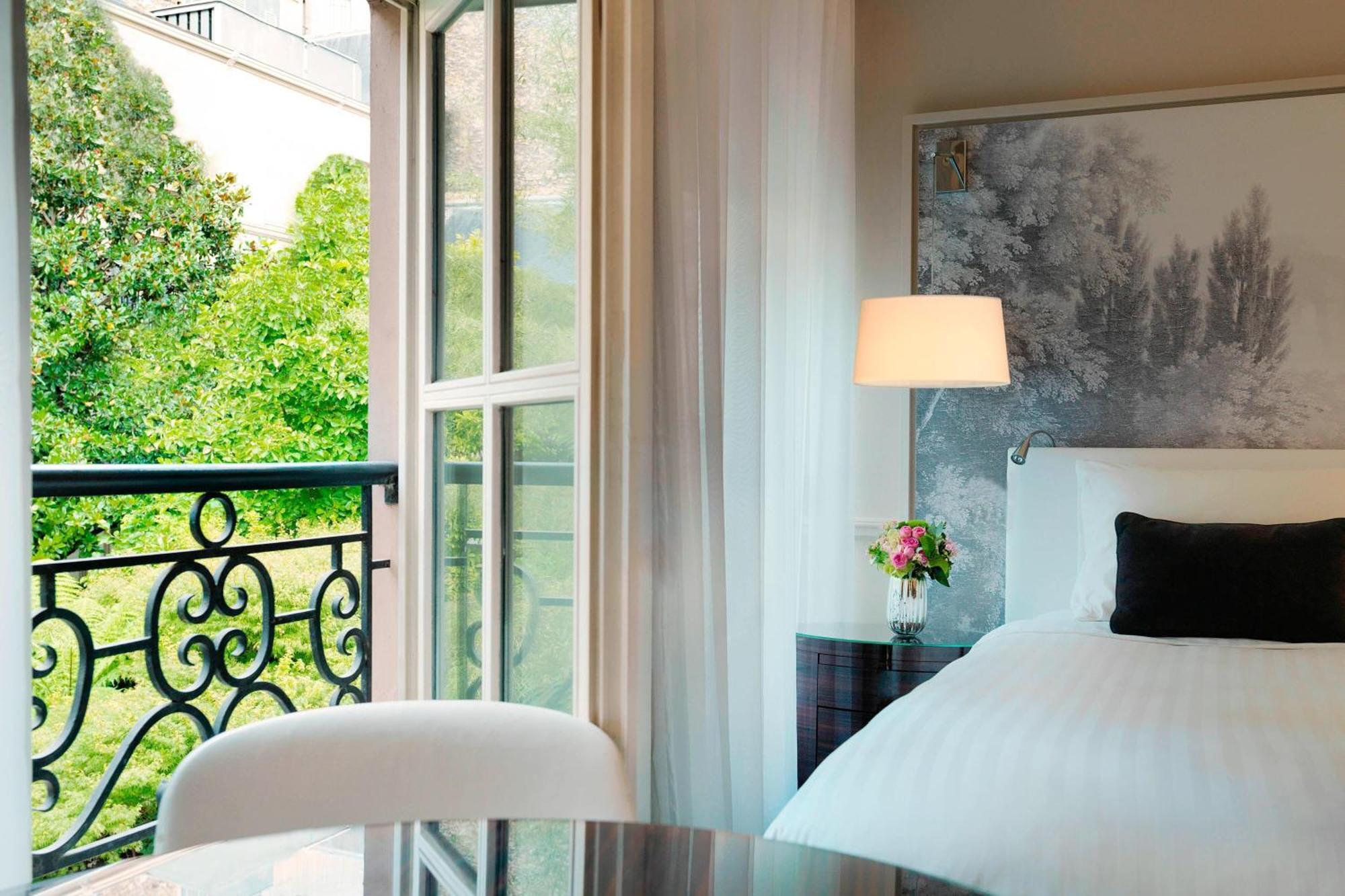 Quarto King Deluxe com Vista Jardim