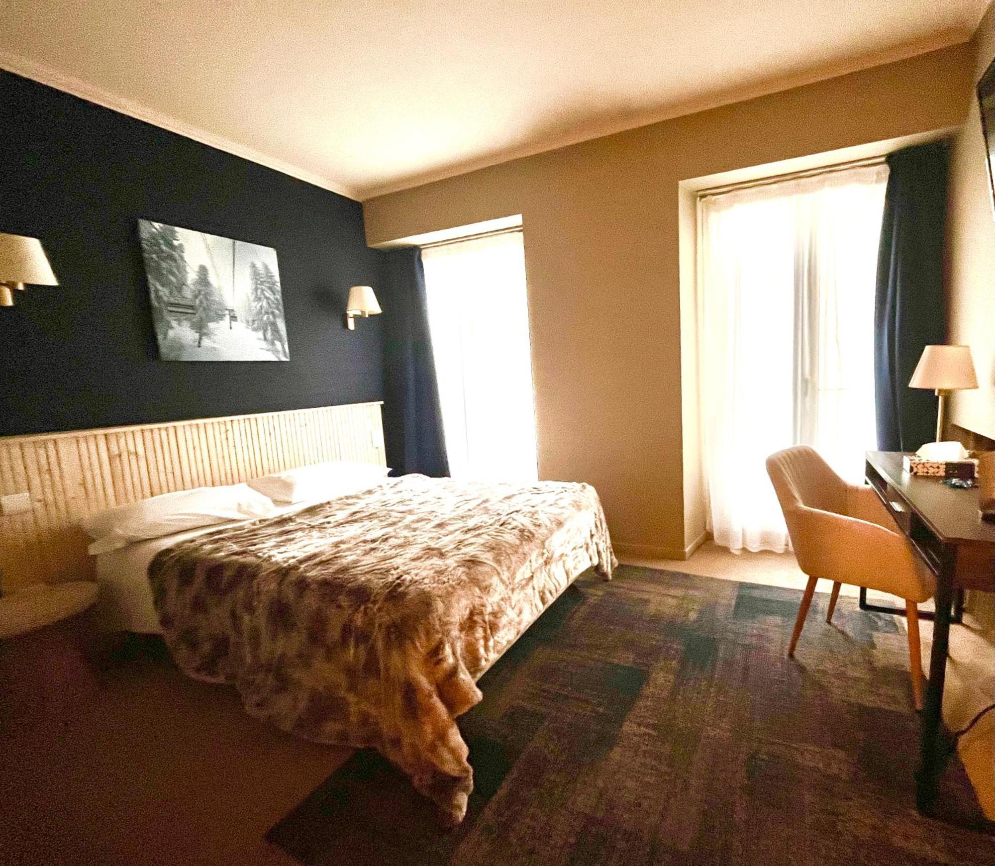 Chambre Double ou Lits Jumeaux