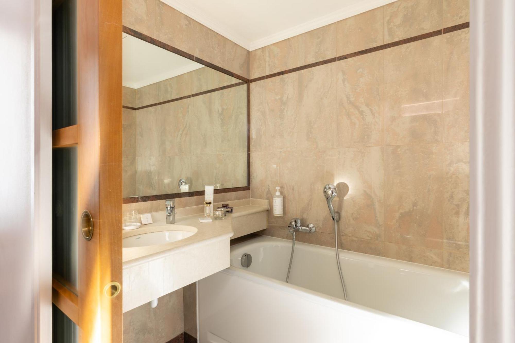 Quarto Duplo Standard