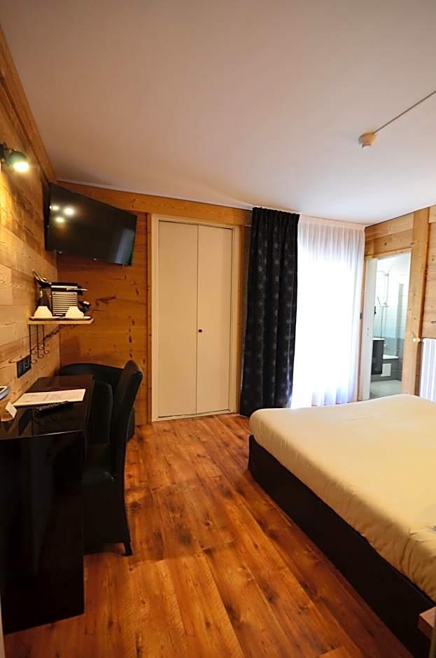 Superior Double Room Mountain View