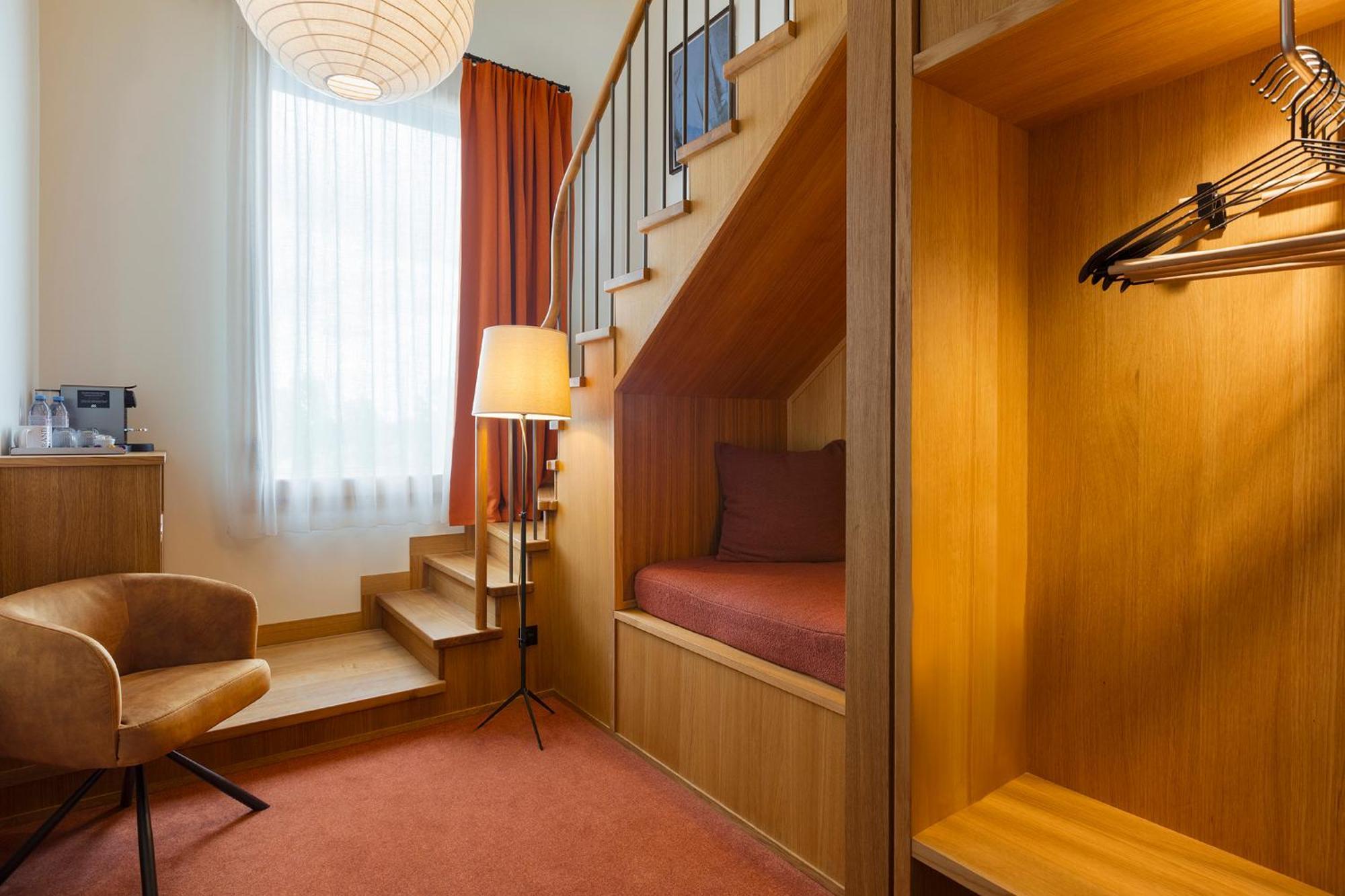 Duplex Room