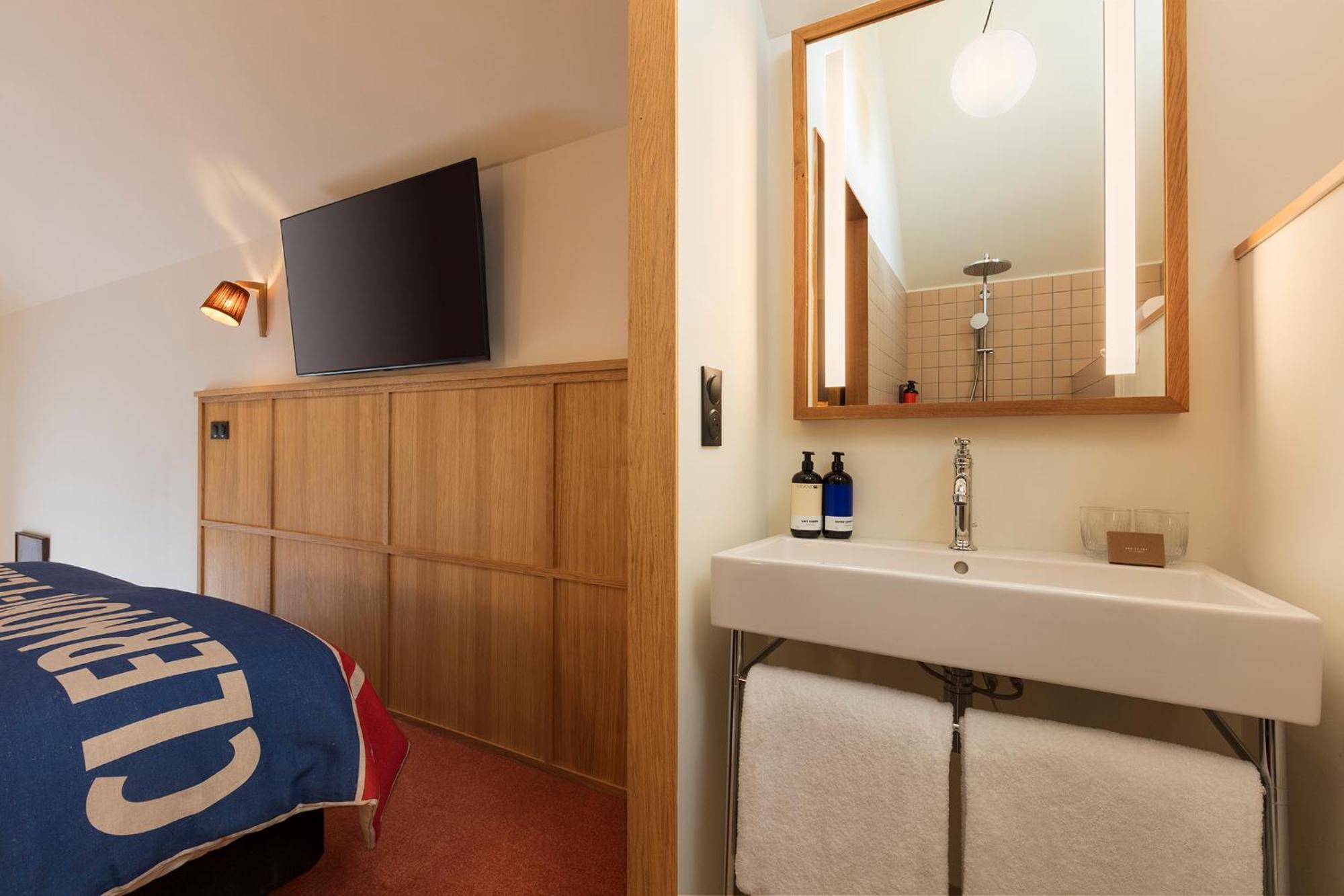 Duplex Room