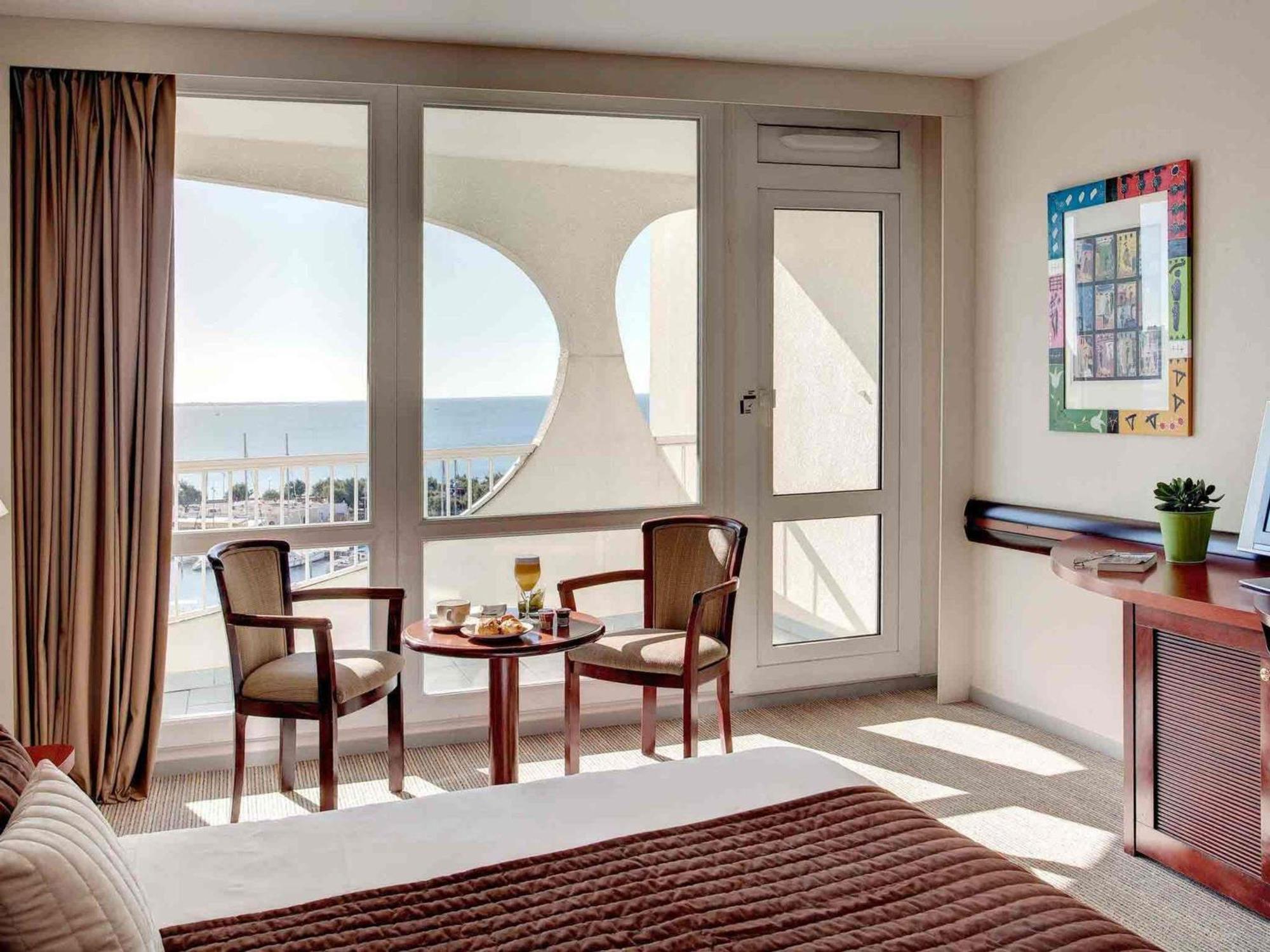 Classic Twin Room Harbour View