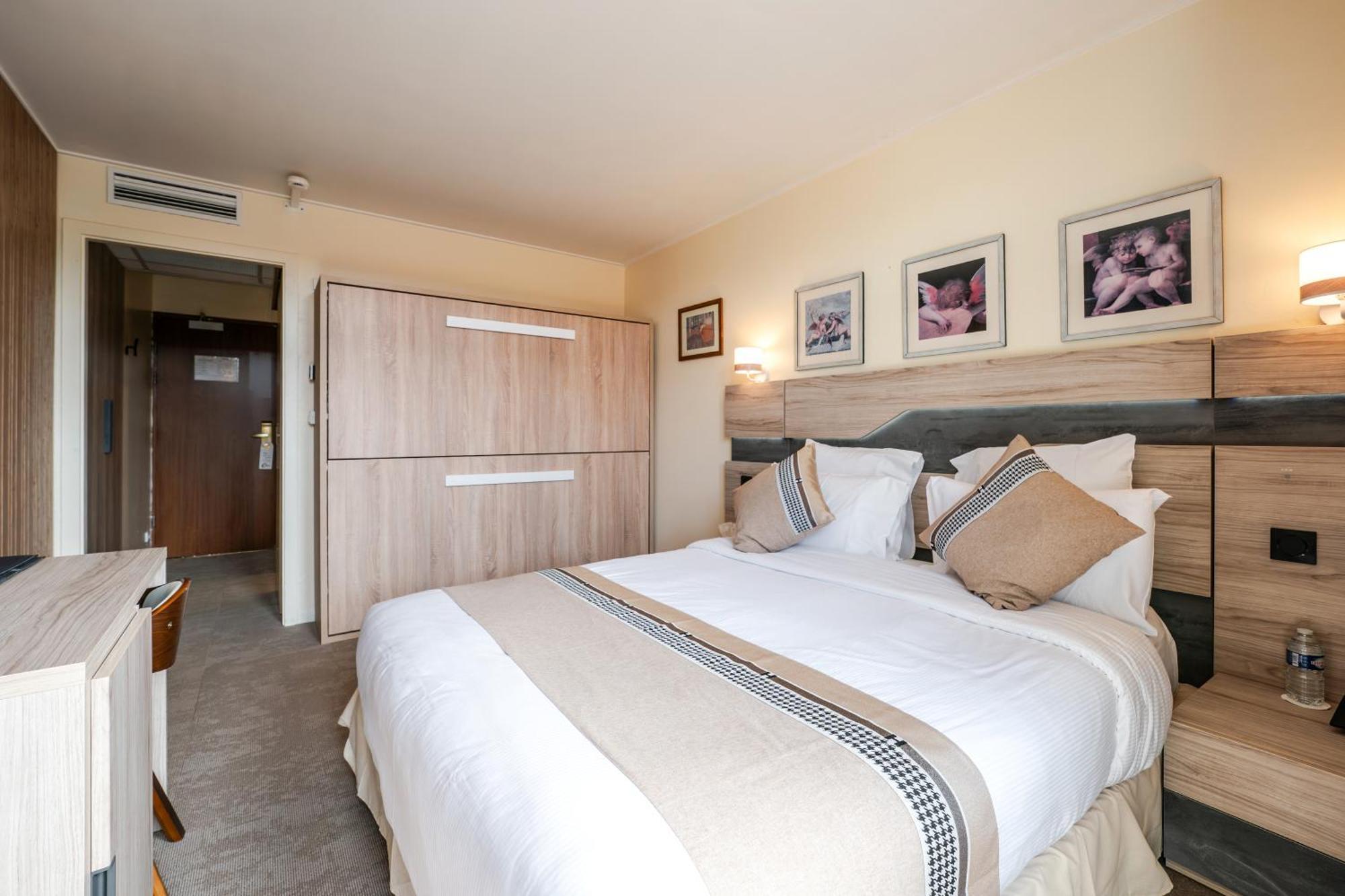 Comfort Double or Twin Room