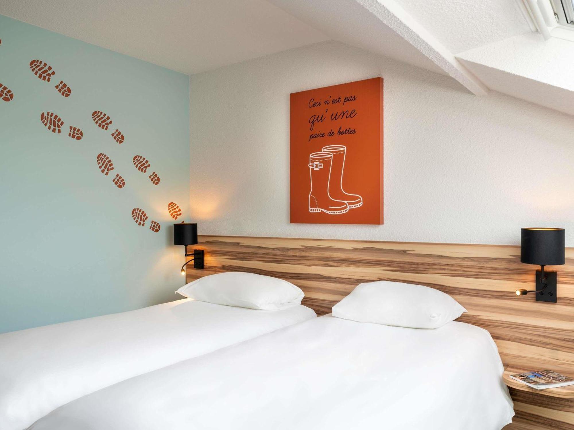 Standard Room Two Single Beds