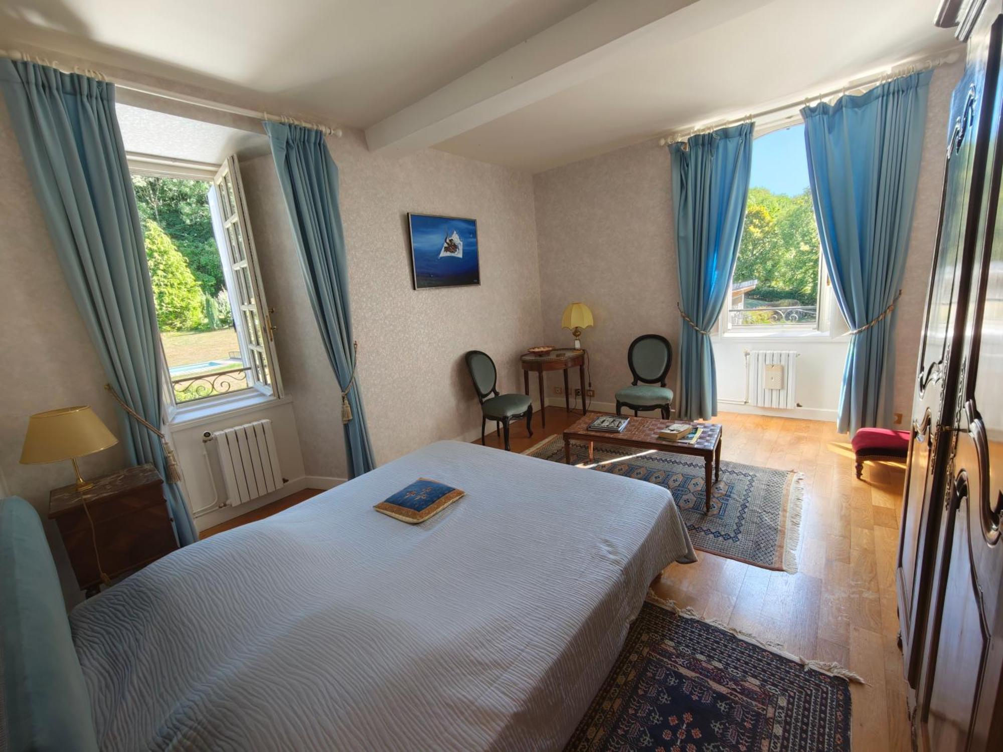 Deluxe Two-Bedroom Suite